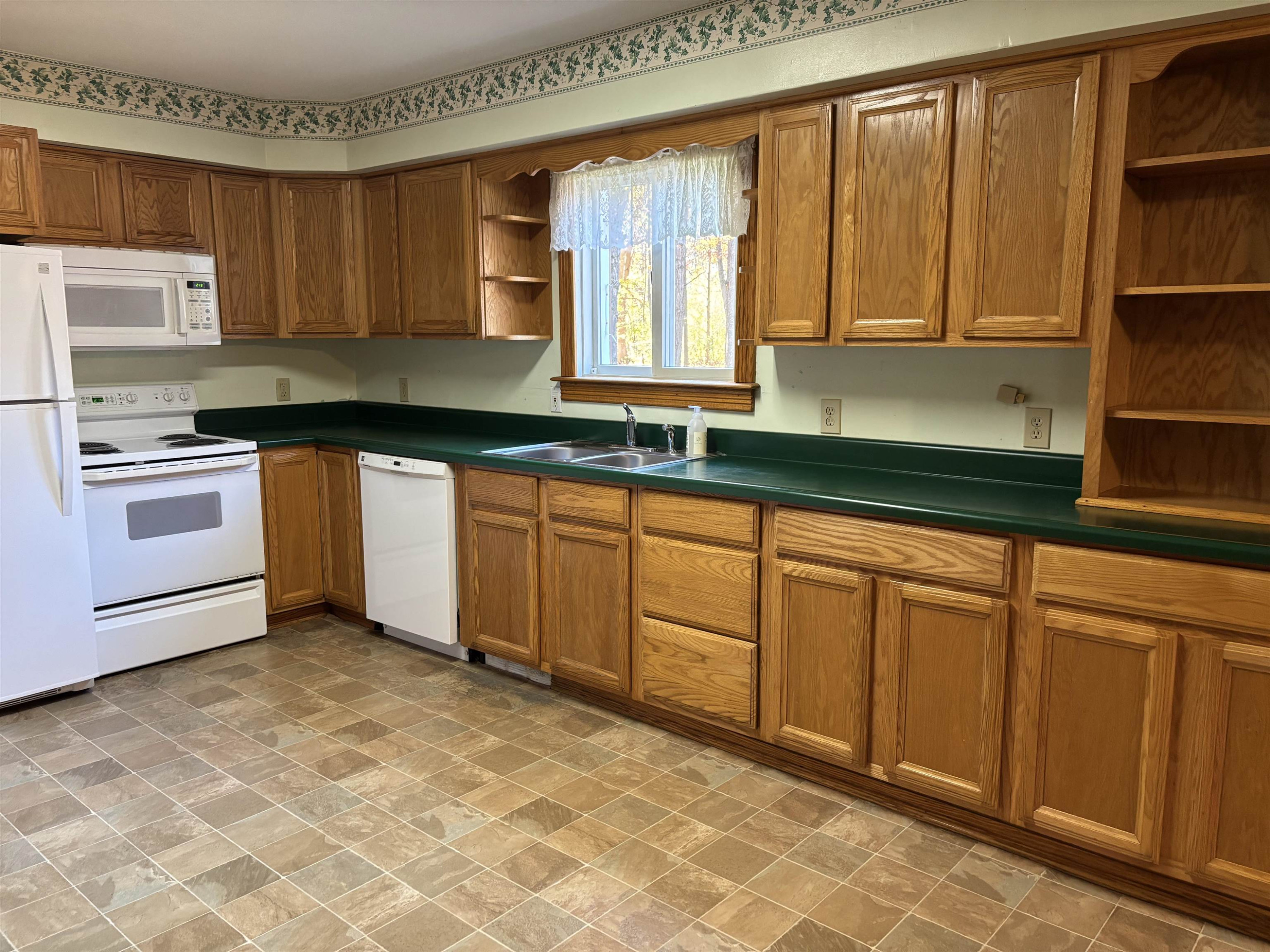 9750 Marshall Road, Birch Run, MI 48415 — Photo 7