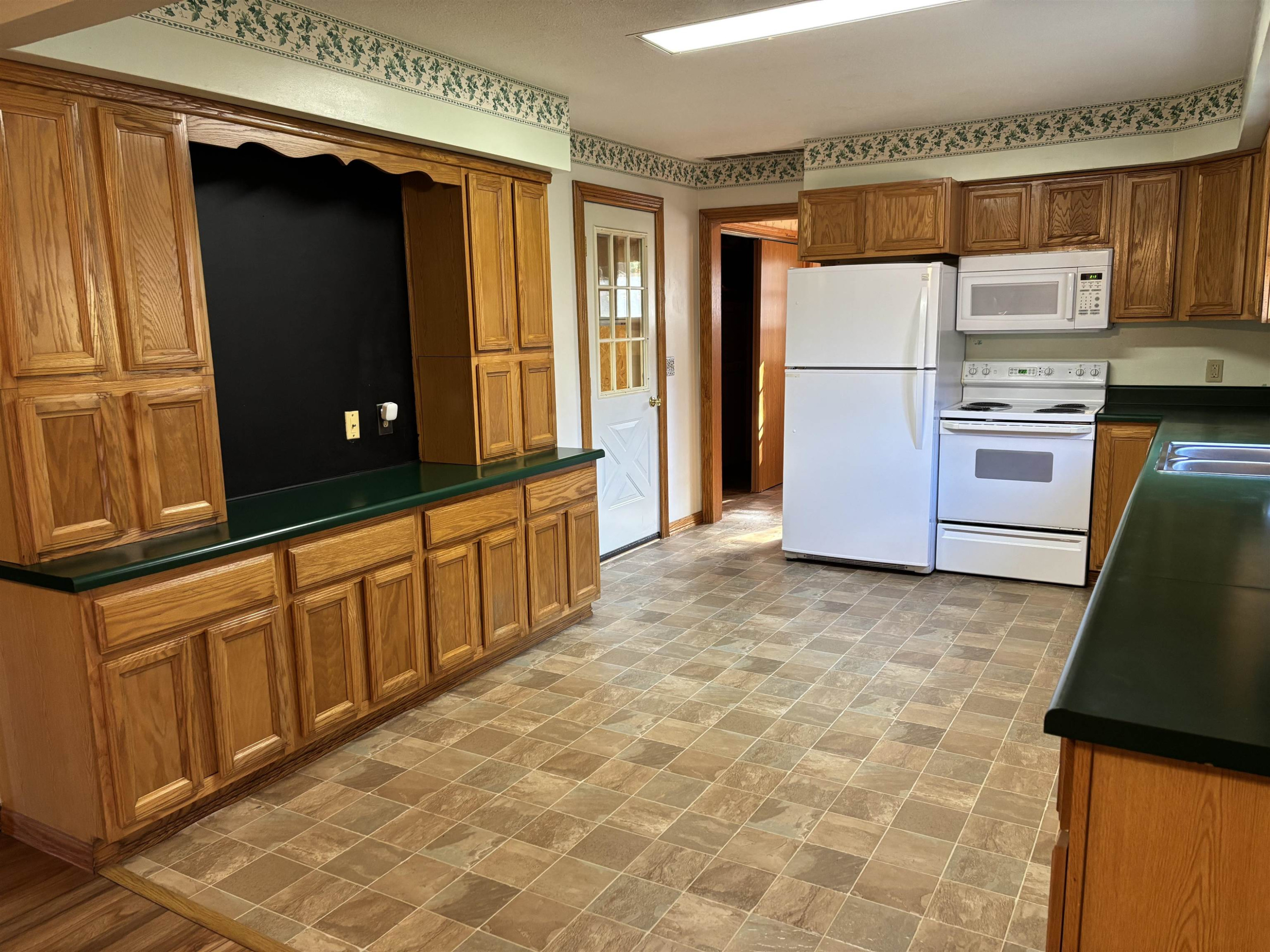 9750 Marshall Road, Birch Run, MI 48415 — Photo 8