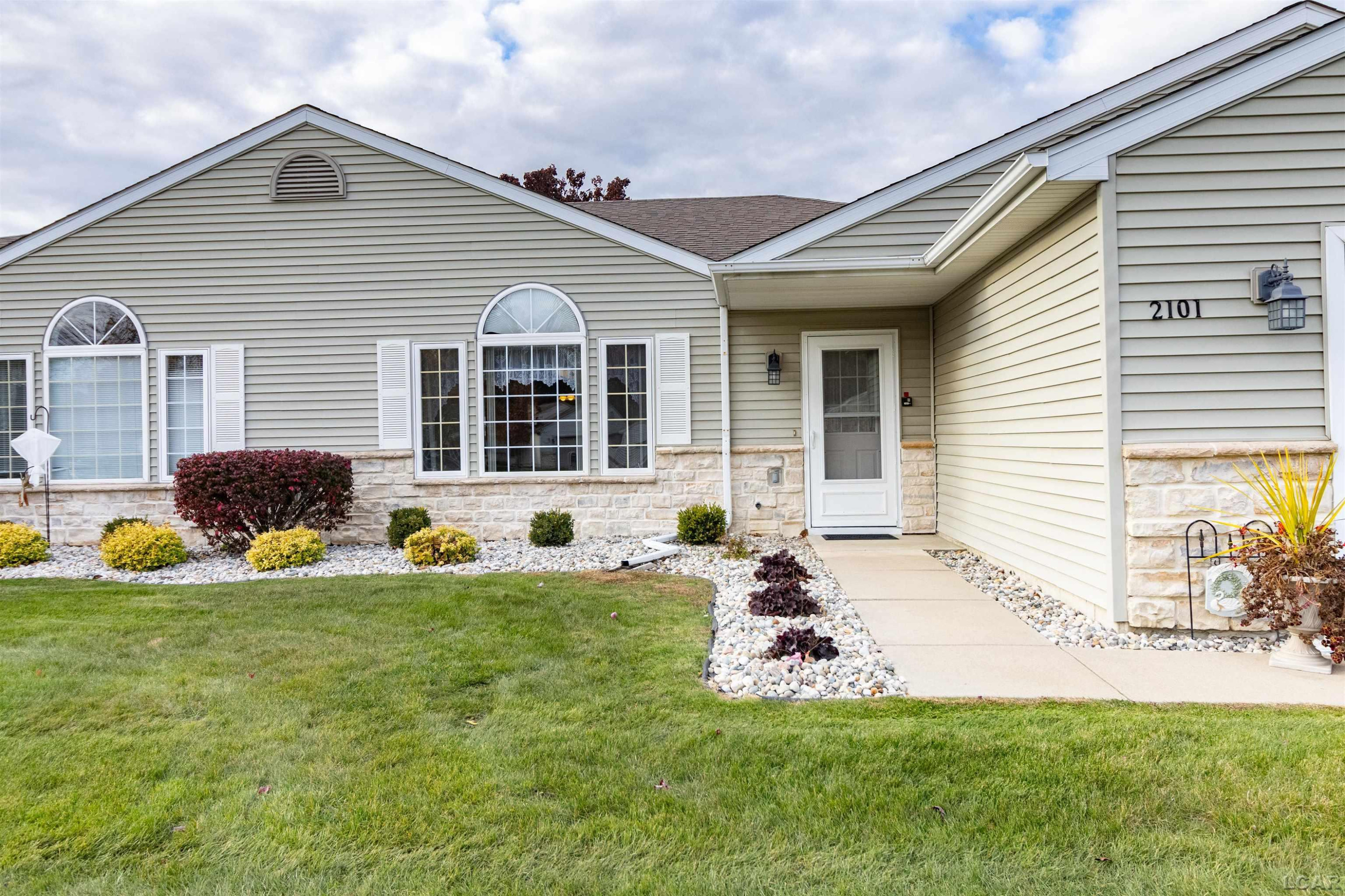 2101 Lakewood Drive, Adrian, MI 49221 — Photo 25