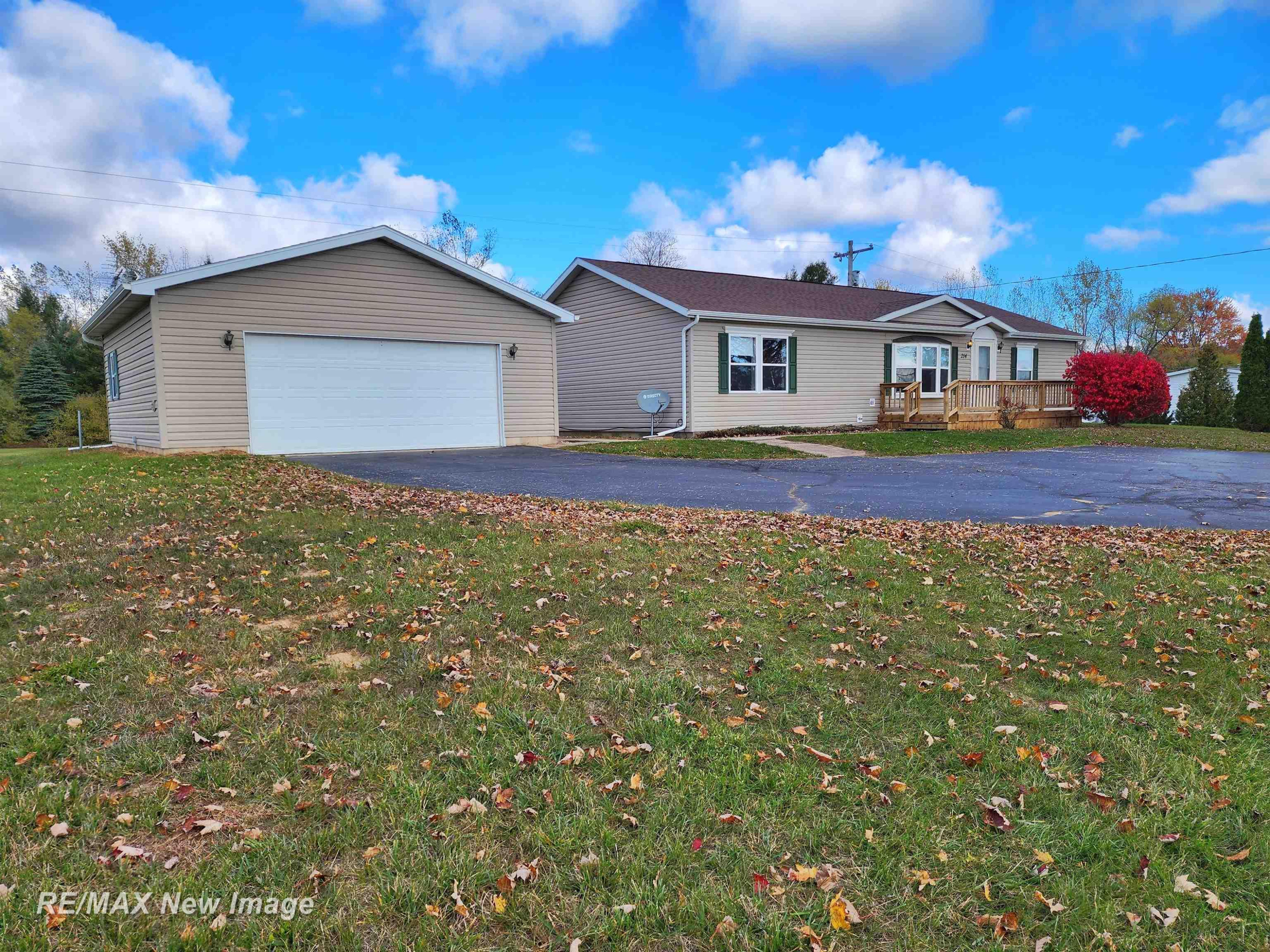 214 W Pinconning Road, Pinconning, MI 48650 — Photo 4