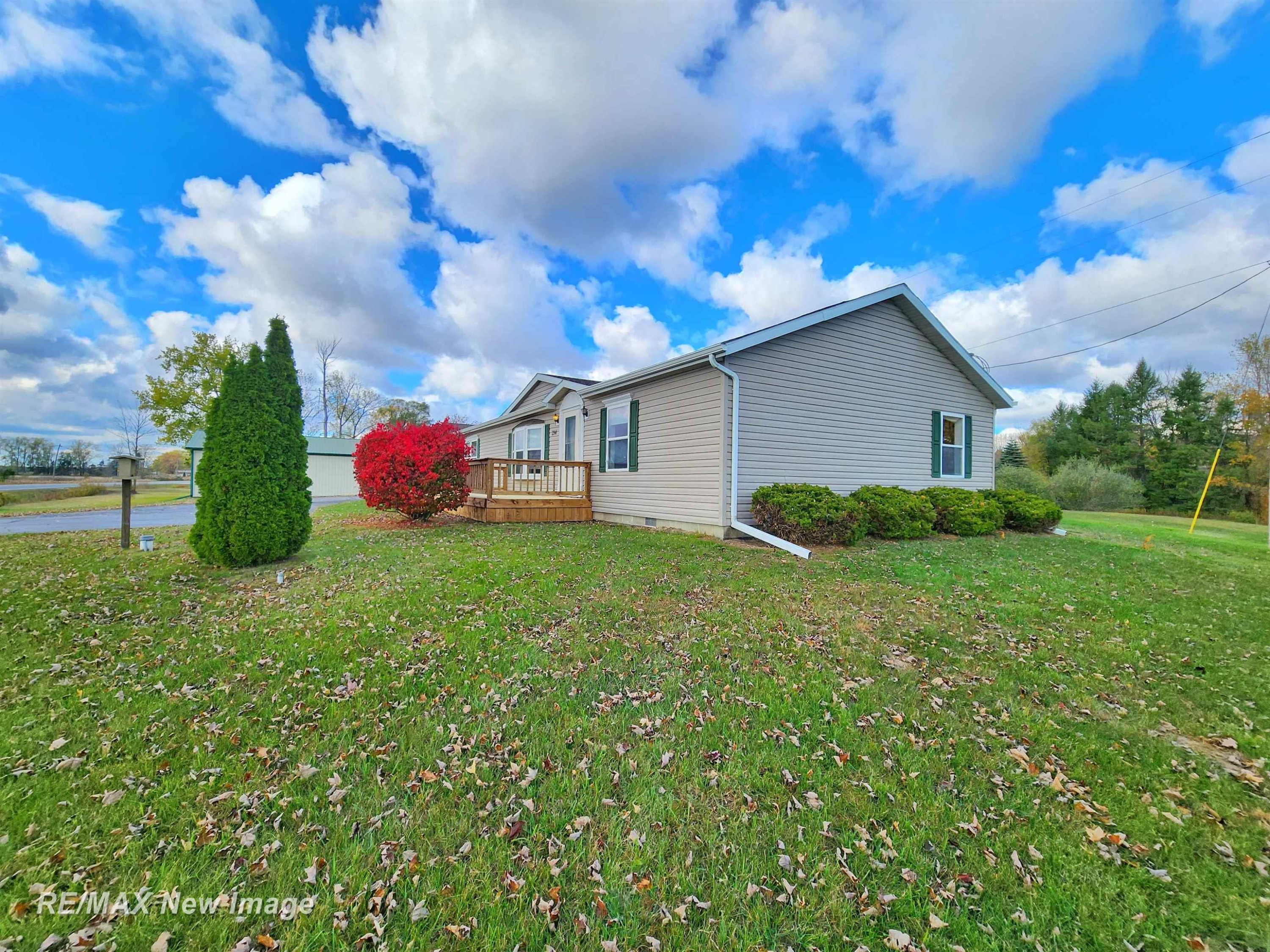 214 W Pinconning Road, Pinconning, MI 48650 — Photo 7