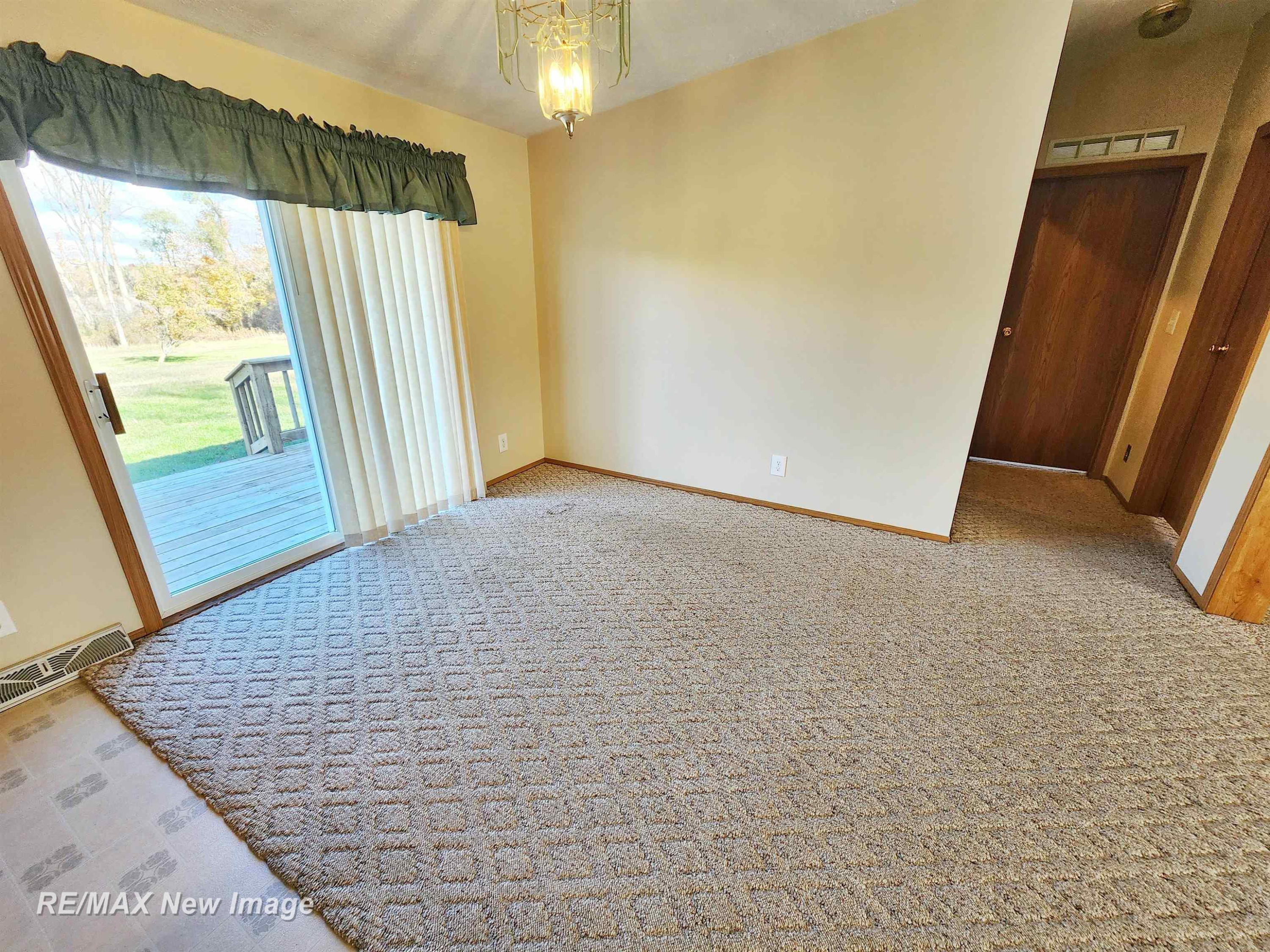 214 W Pinconning Road, Pinconning, MI 48650 — Photo 15