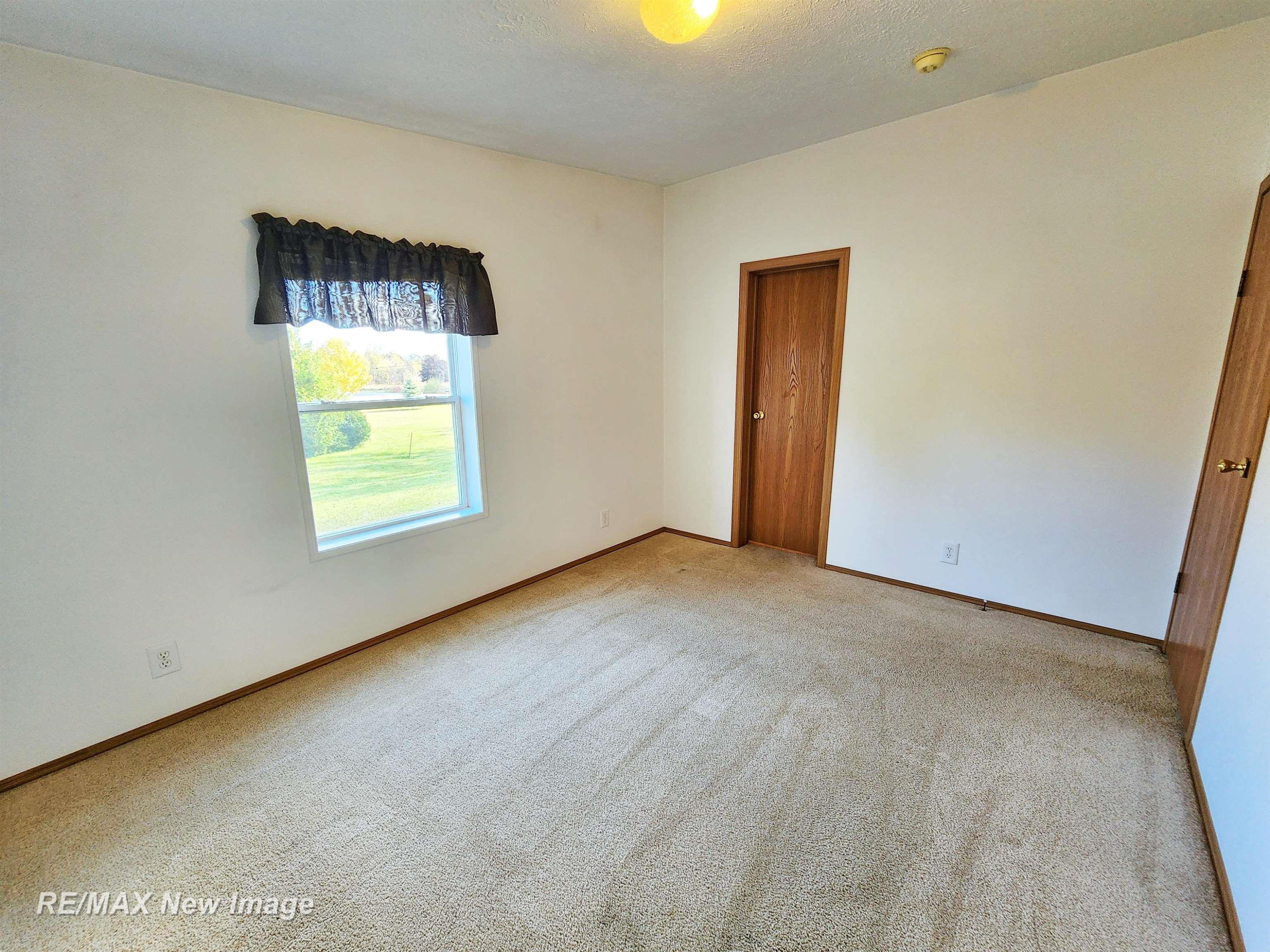 214 W Pinconning Road, Pinconning, MI 48650 — Photo 30