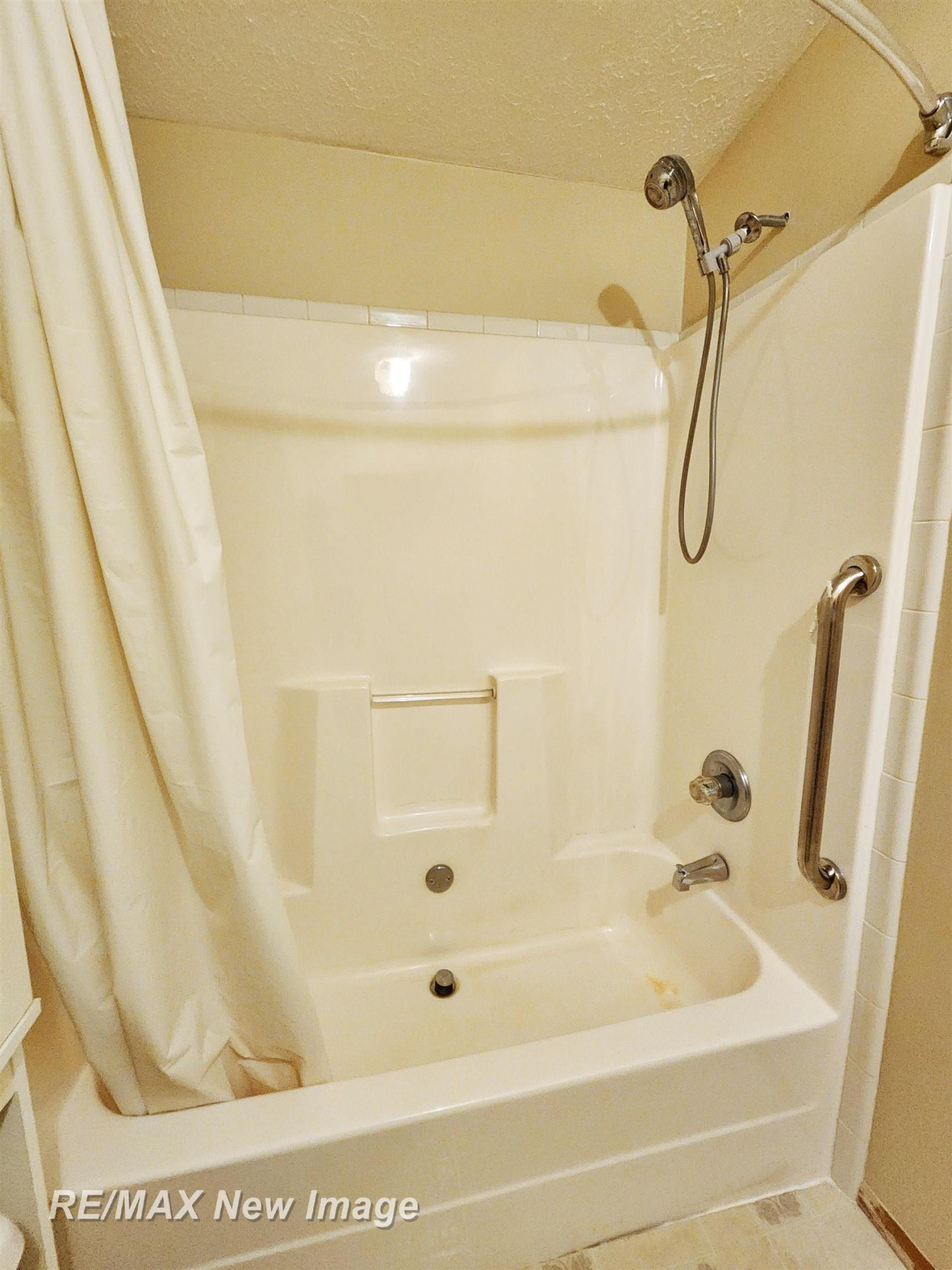 214 W Pinconning Road, Pinconning, MI 48650 — Photo 34