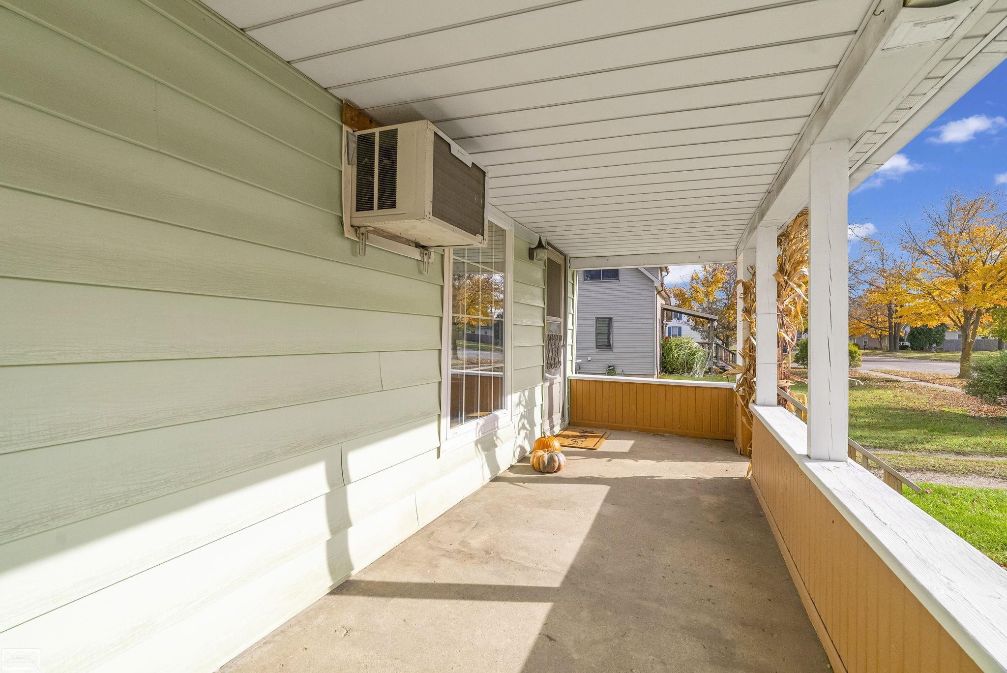 726 Turrill Avenue, Lapeer, MI 48446 — Photo 5