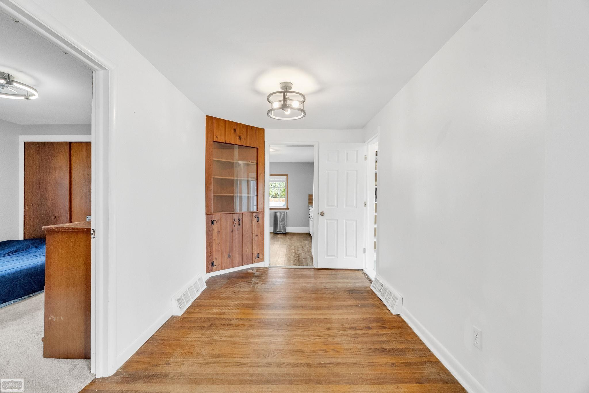 726 Turrill Avenue, Lapeer, MI 48446 — Photo 17