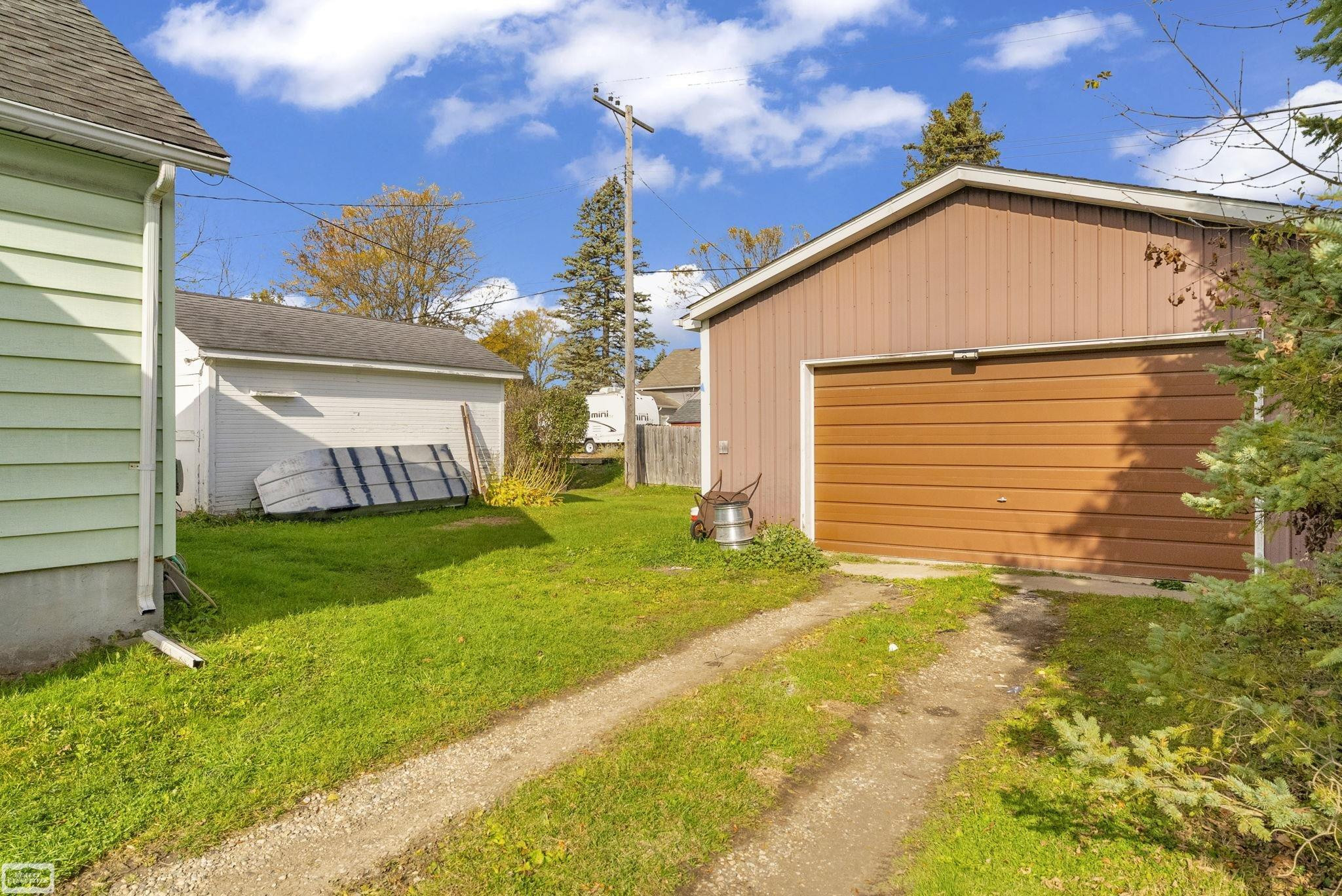 726 Turrill Avenue, Lapeer, MI 48446 — Photo 32