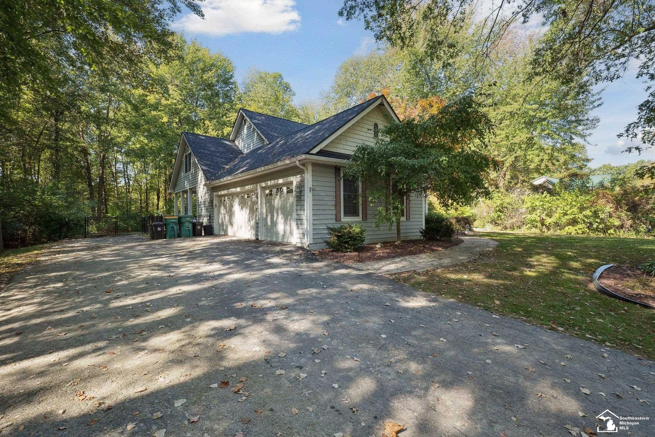 20340 Wahrman Road, New Boston, MI 48164 — Photo 3