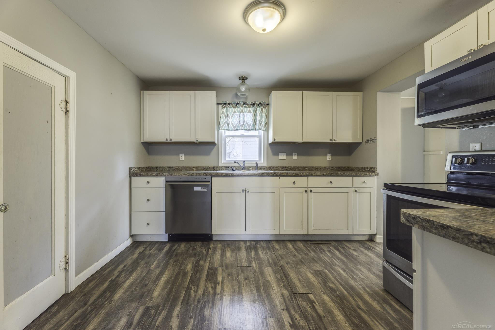 146 Wells Street, Croswell, MI 48422 — Photo 11