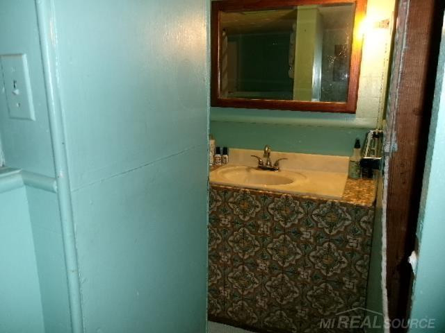 89 Wauketa, MI — Photo 12