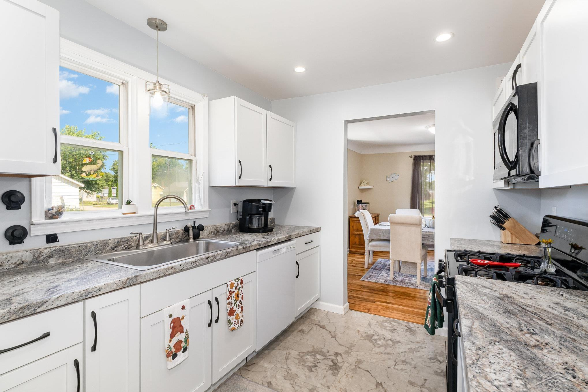 157 N Genesee Street, Montrose, MI 48457 — Photo 8