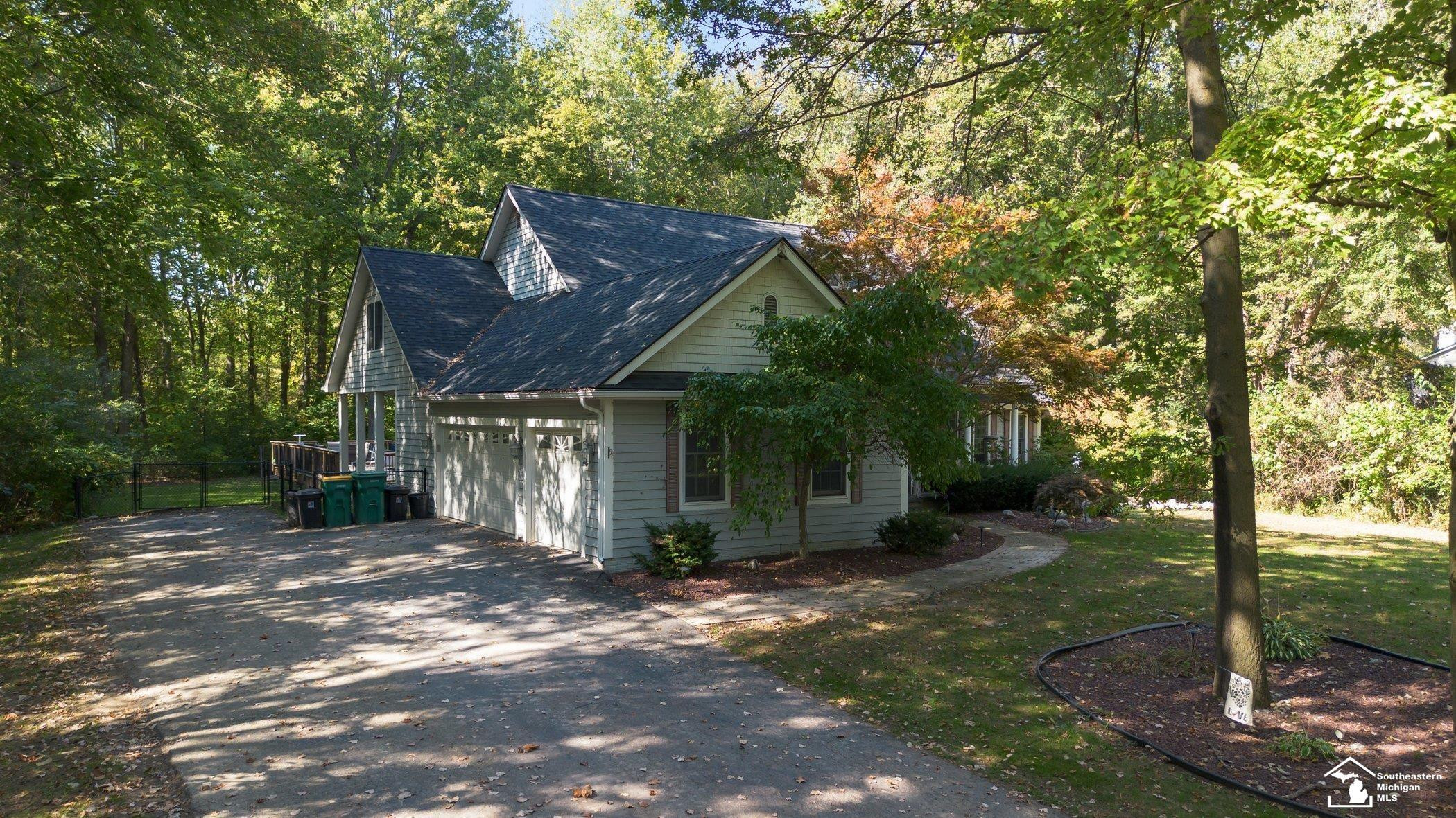 20340 Wahrman Road, New Boston, MI 48164 — Photo 59