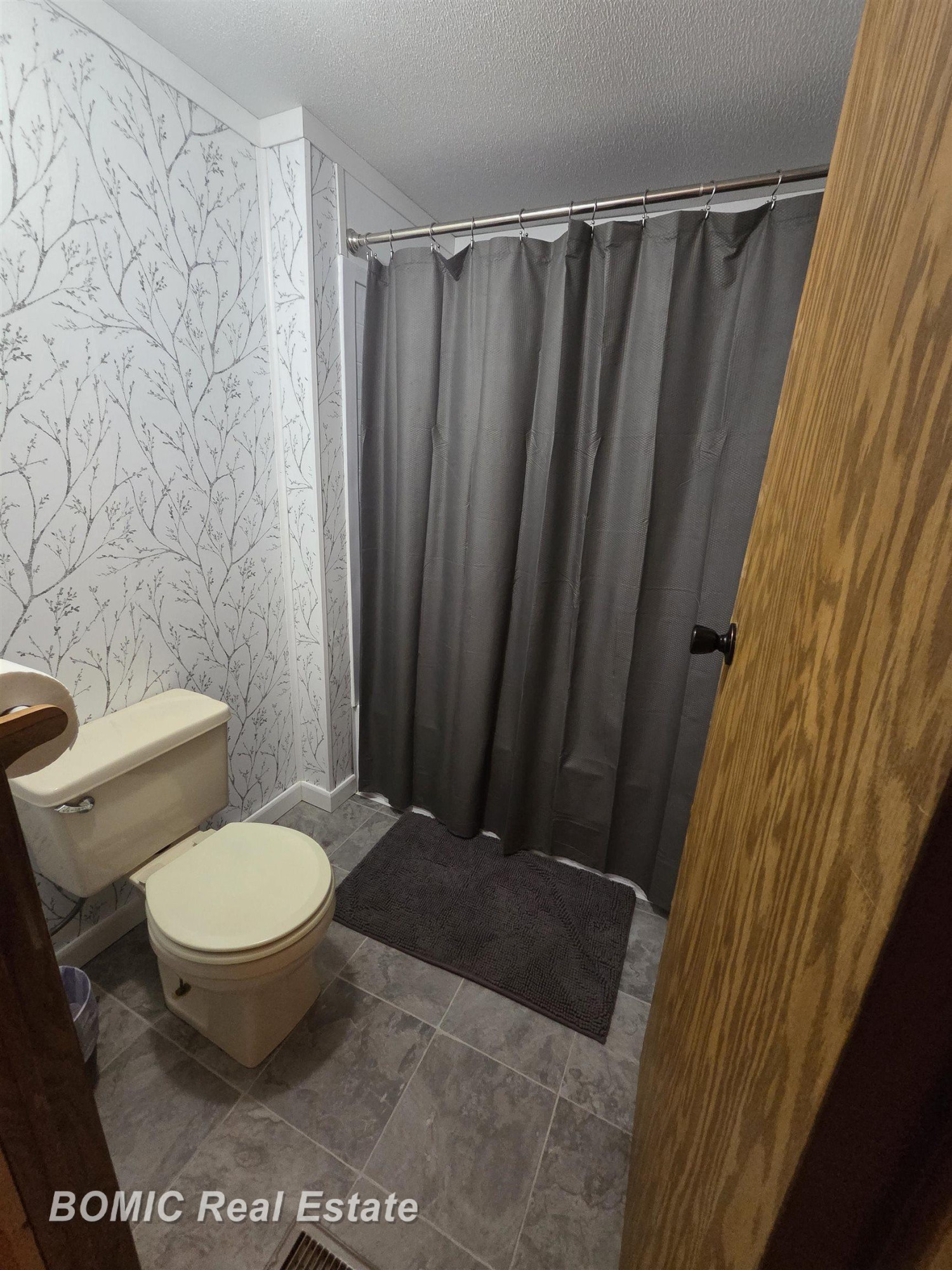 5446 Rupprecht Road, Vassar, MI 48768 — Photo 10