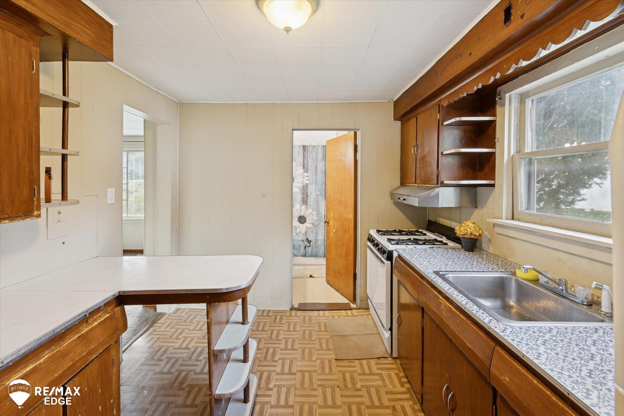1166 Forest Avenue, Burton, MI 48509 — Photo 14