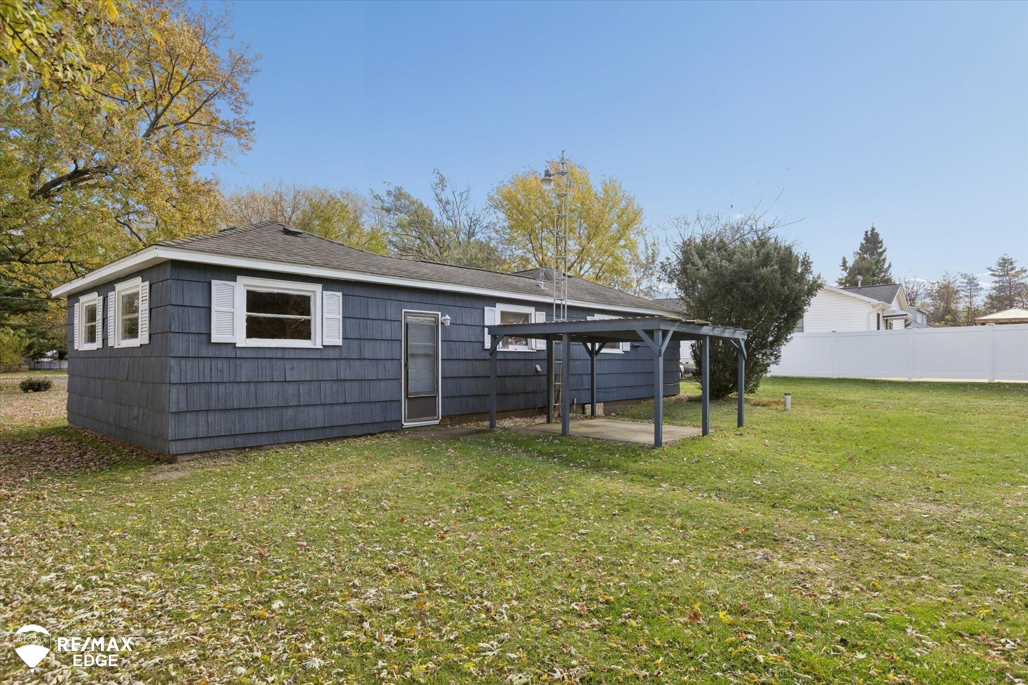 1166 Forest Avenue, Burton, MI 48509 — Photo 24