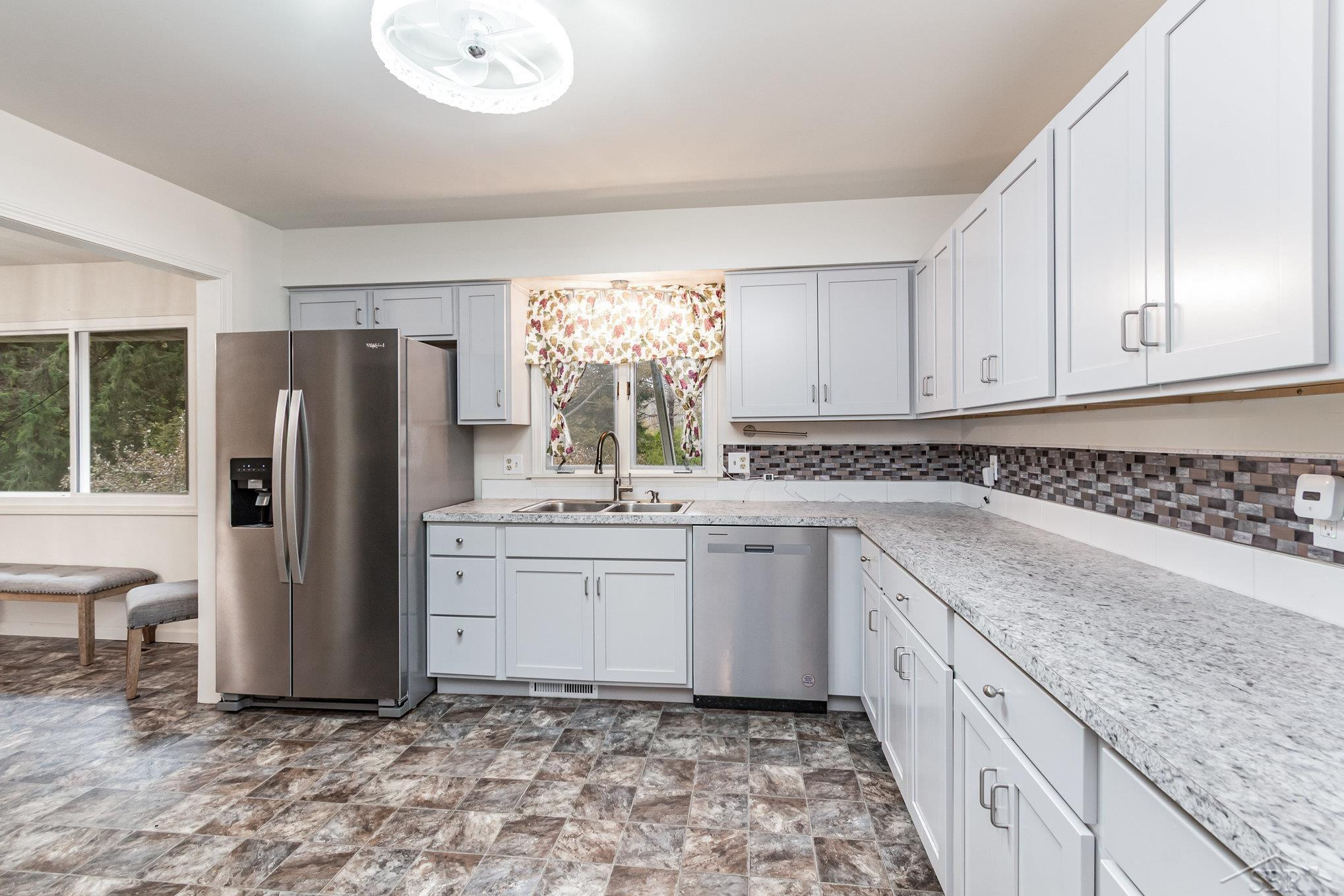 3800 Jim Drive, Bridgeport, MI 48722 — Photo 5