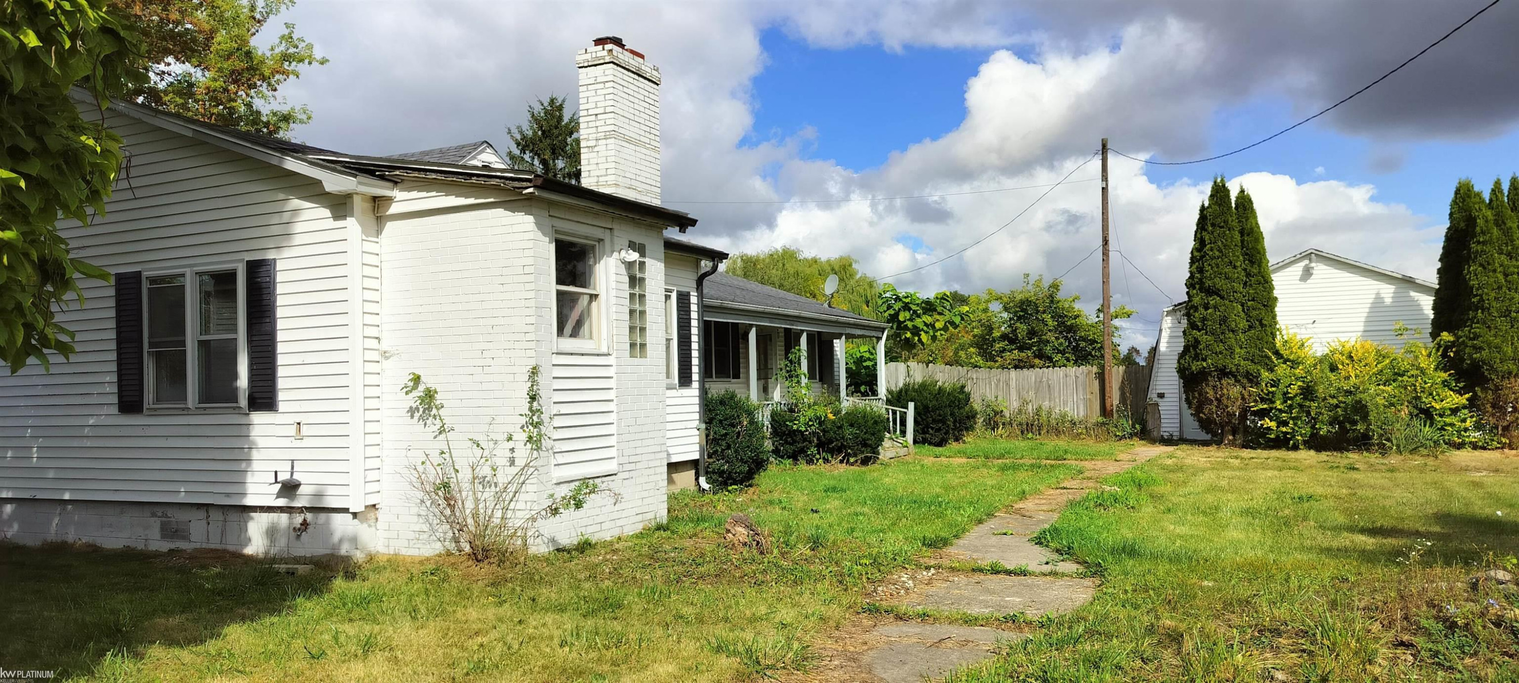 6098 Burtch Street, MI 48032 — Photo 3