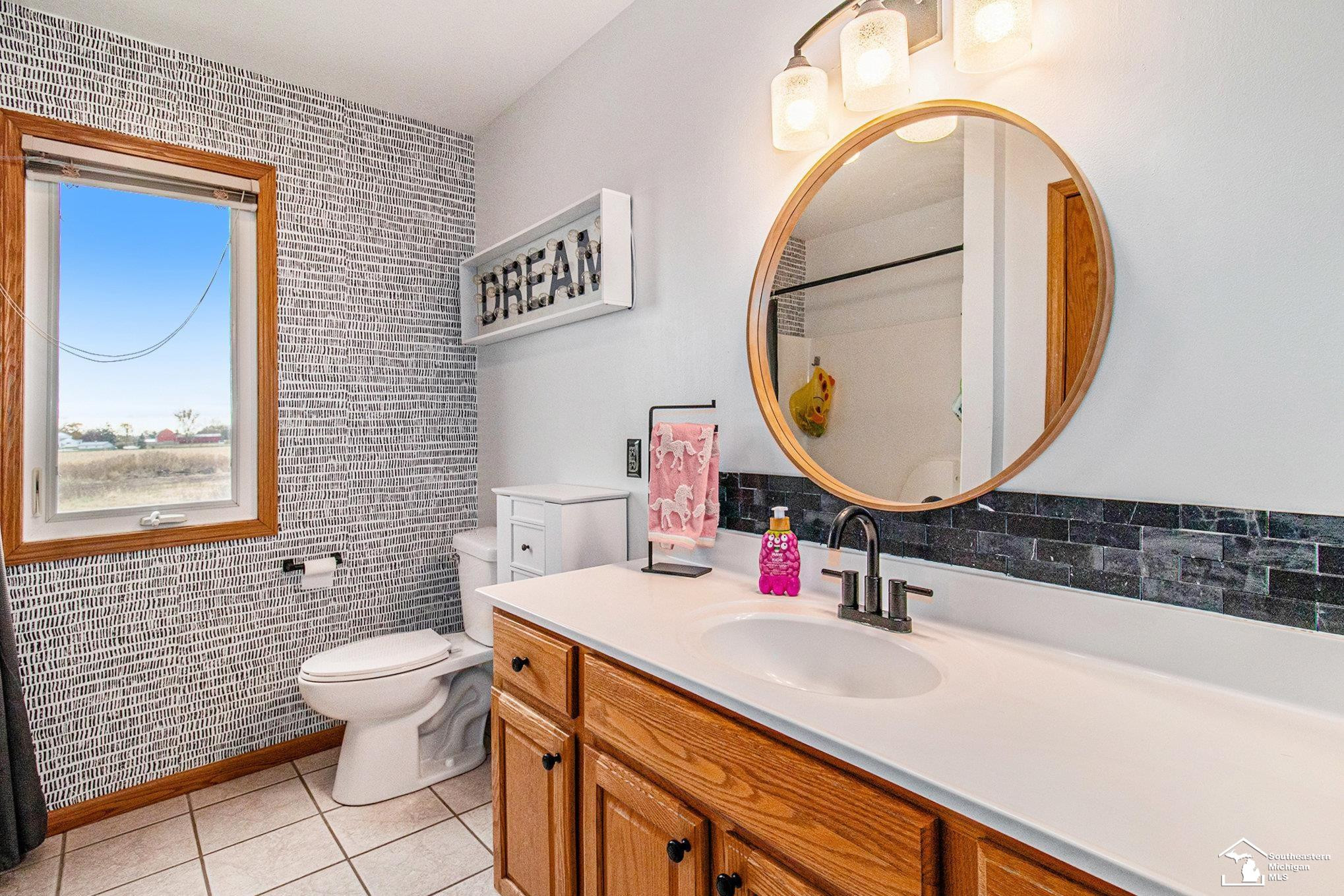 8233 Sylvania Petersburg Road, MI 49267 — Photo 15