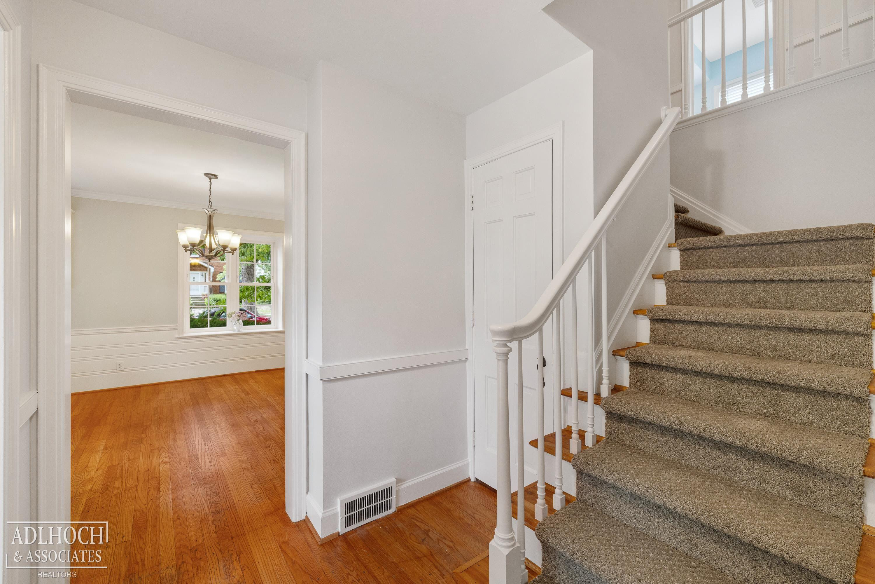 380 Merriweather Road, Grosse Pointe Farms, MI 48236 — Photo 12