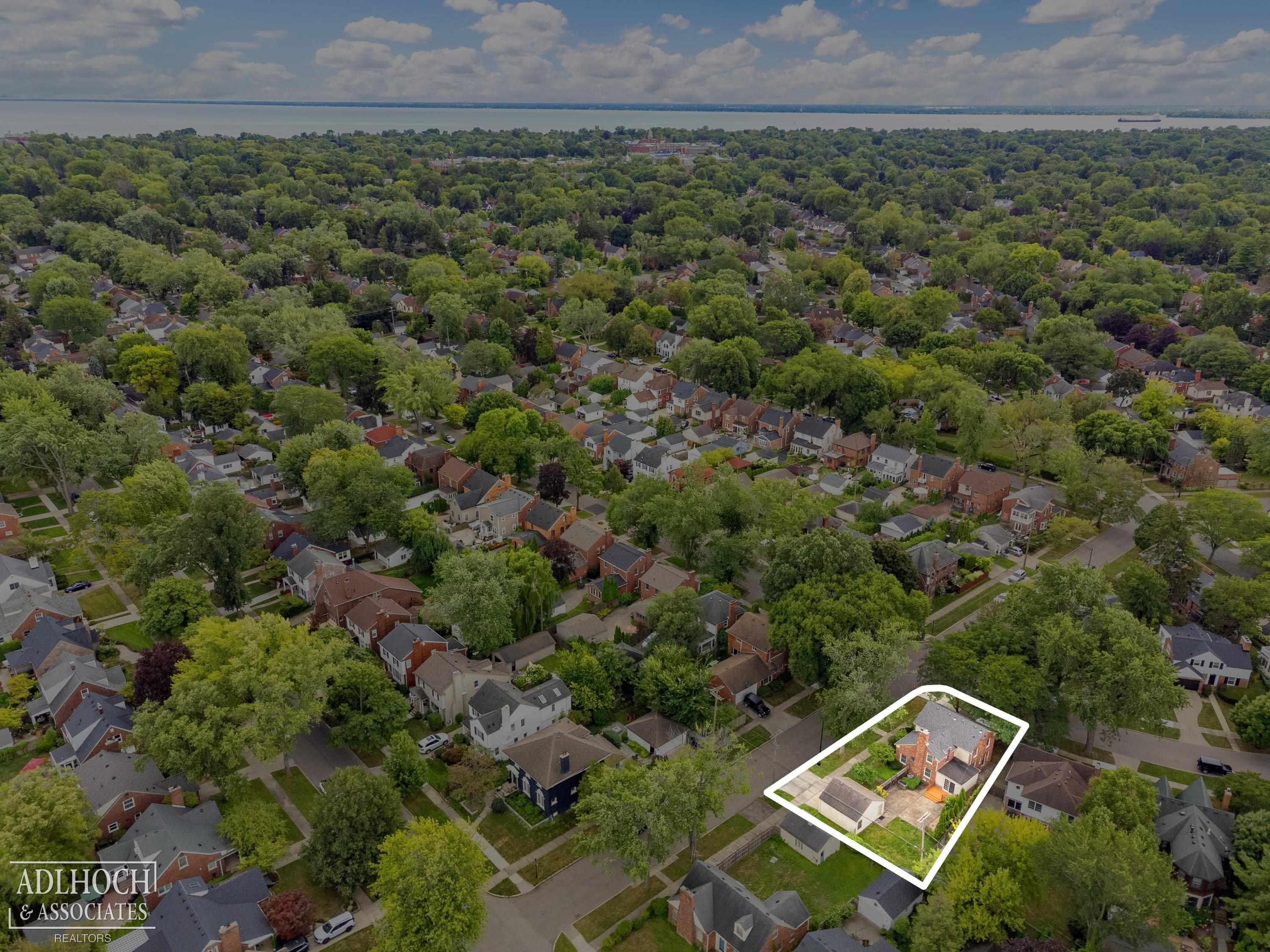 380 Merriweather Road, Grosse Pointe Farms, MI 48236 — Photo 22