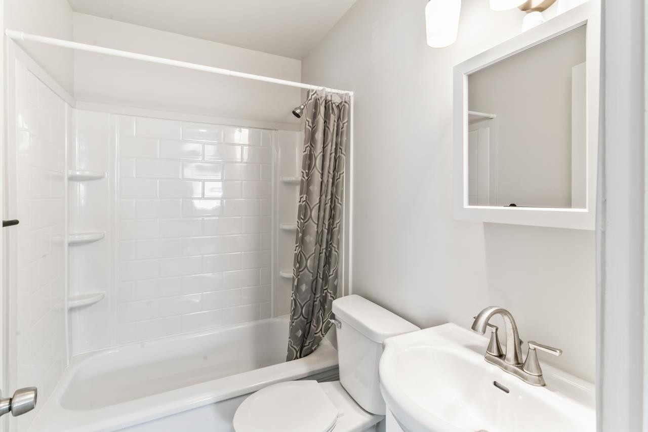 4014 Jacque Street, Flint, MI 48532 — Photo 8
