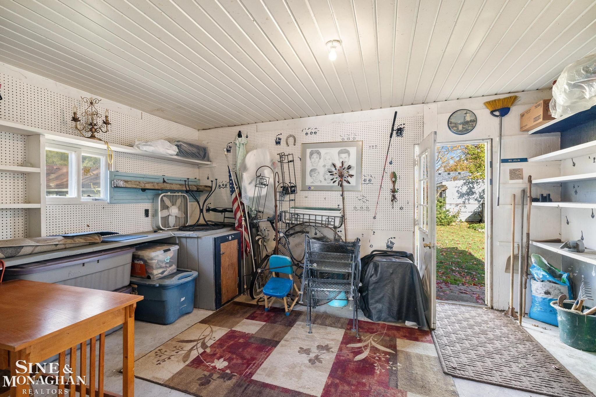 470 Little Avenue, MI — Photo 29