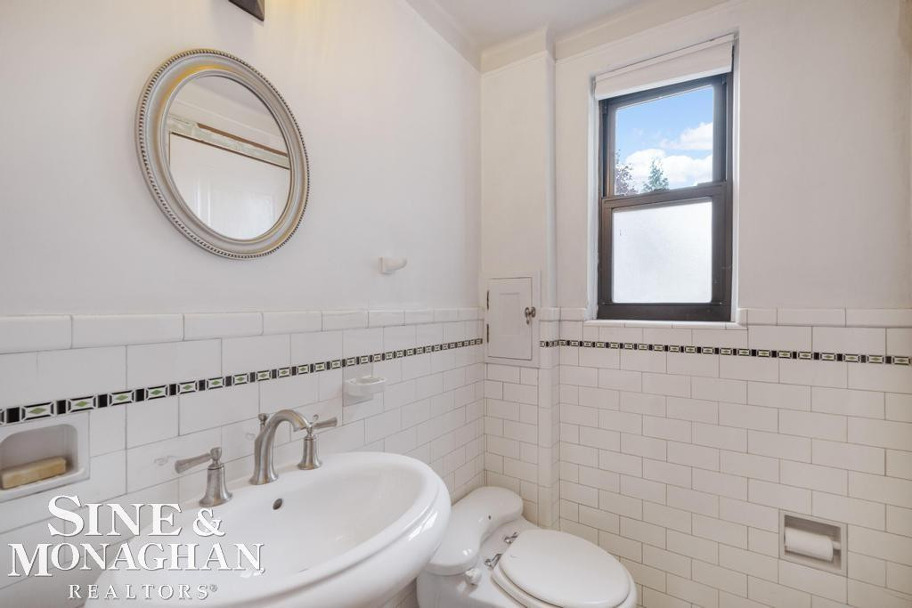 847 Barrington Road, Grosse Pointe Park, MI 48230 — Photo 18