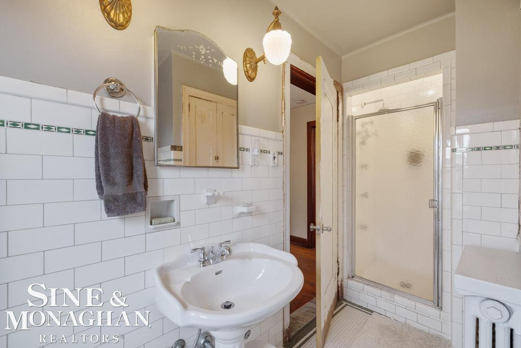 847 Barrington Road, Grosse Pointe Park, MI 48230 — Photo 30