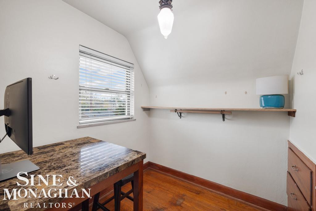 847 Barrington Road, Grosse Pointe Park, MI 48230 — Photo 33
