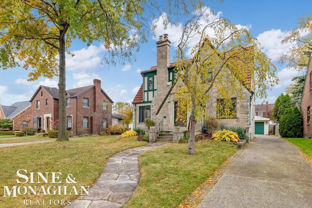 847 Barrington Road, Grosse Pointe Park, MI 48230 — Photo 47