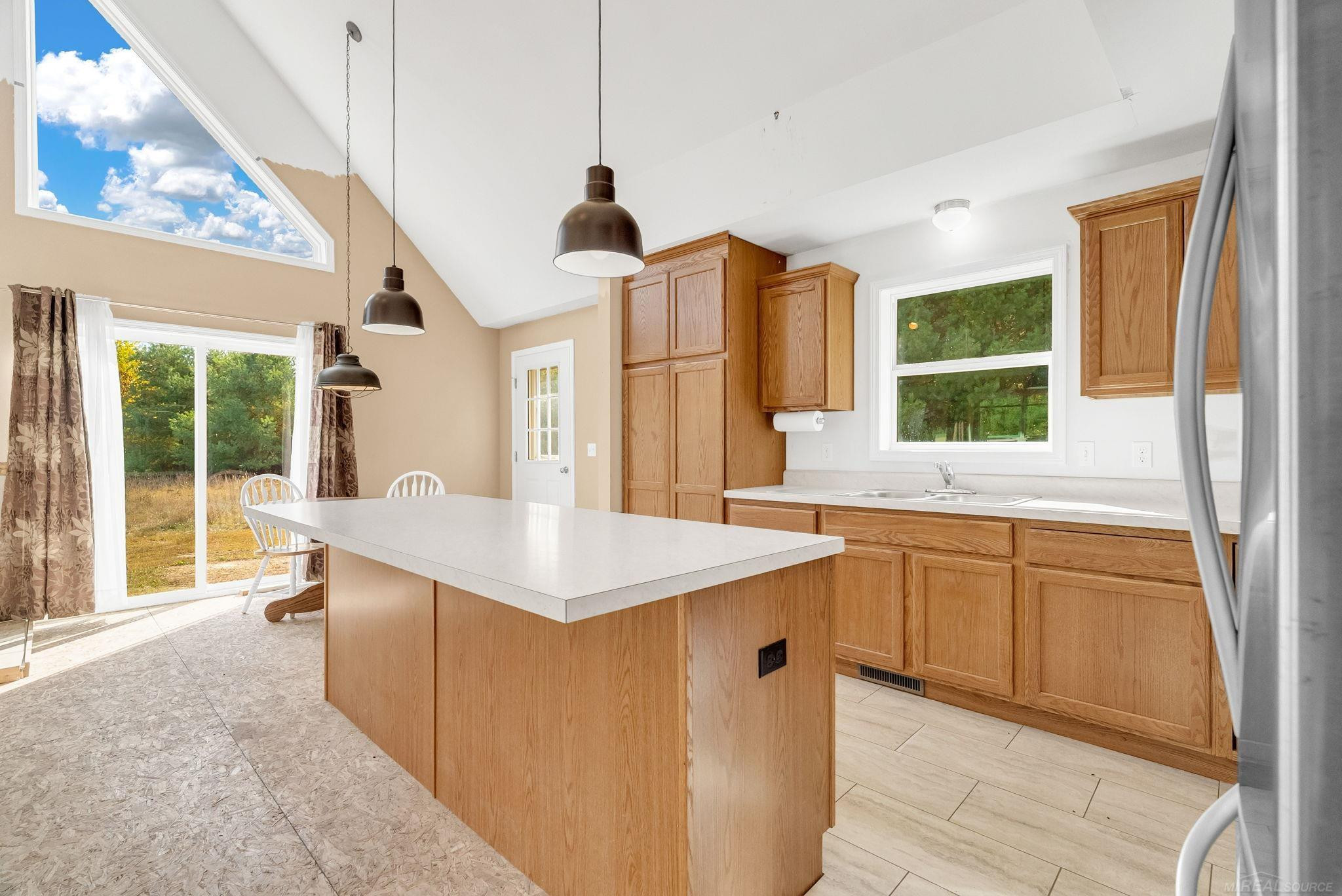 6136 Burns Line Road, Croswell, MI 48422 — Photo 11