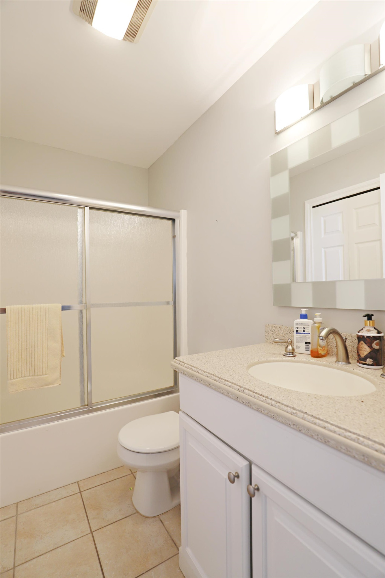 7160 Kingsway Lane, Flushing, MI 48433 — Photo 18