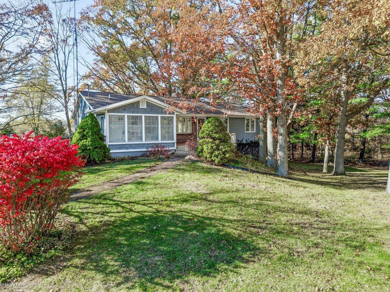 5541 Vincent Road, MI 48049 — Photo 2