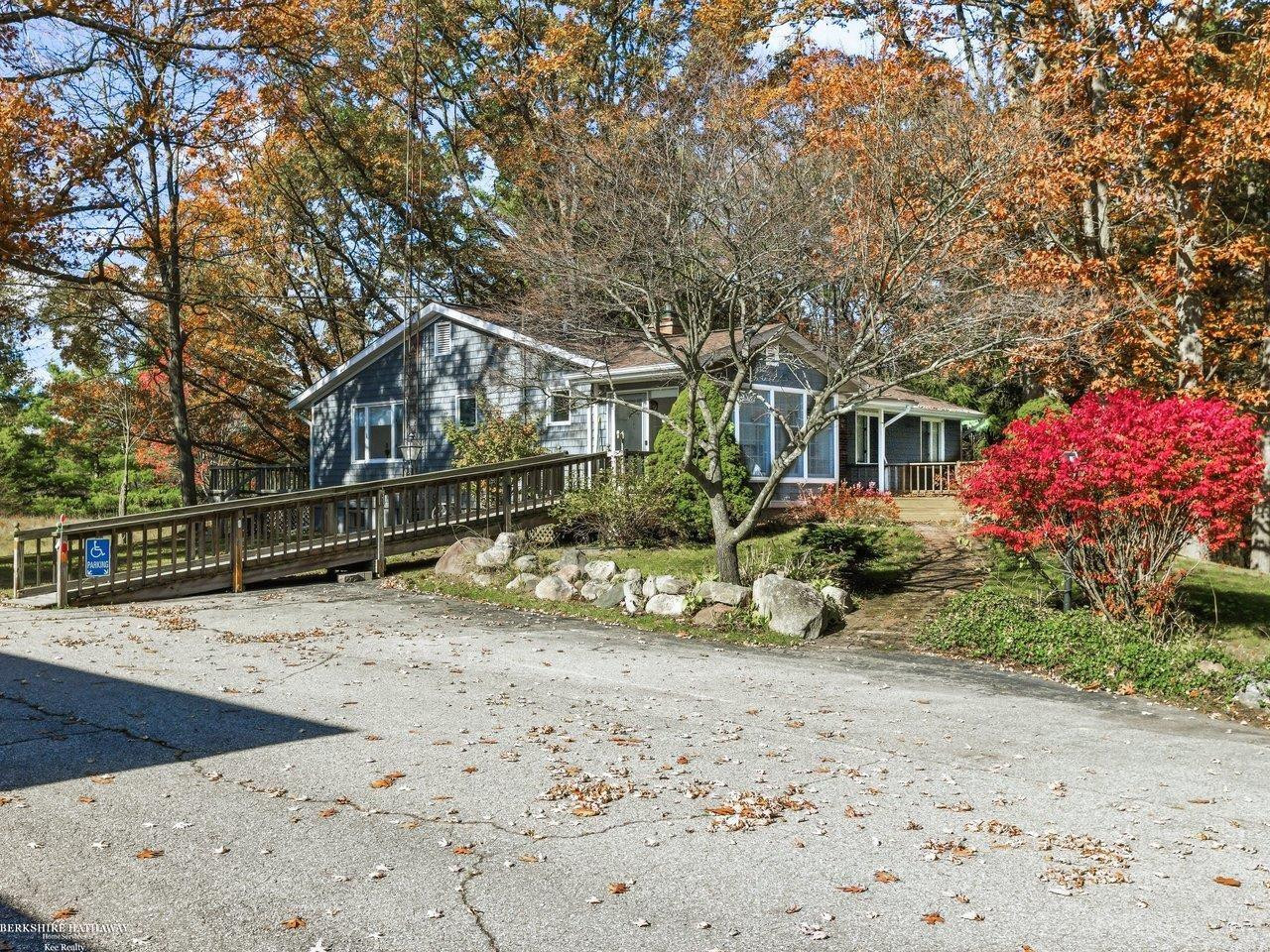5541 Vincent Road, MI 48049 — Photo 3