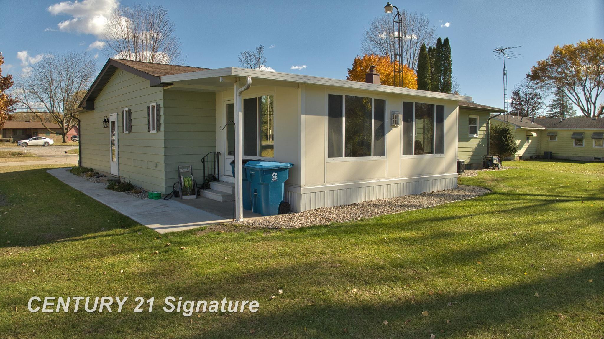 11107 N Elms Road, Clio, MI 48420 — Photo 5