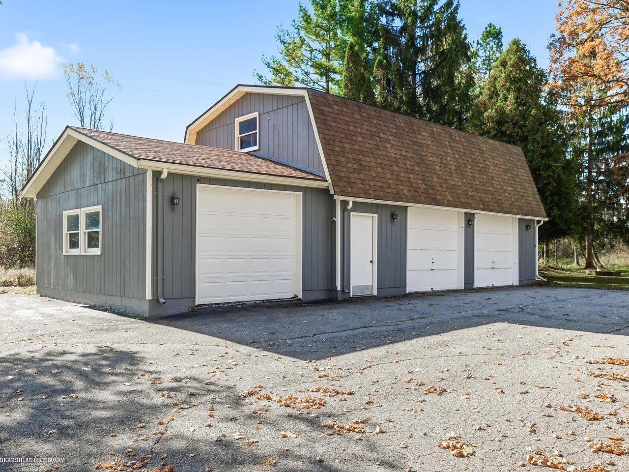 5541 Vincent Road, MI 48049 — Photo 36