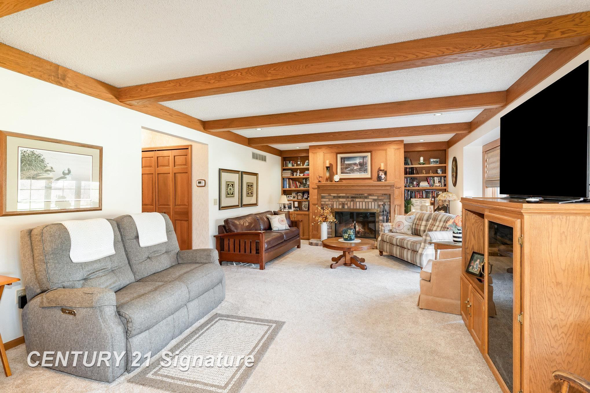 8440 N Gleaner Road, Freeland, MI 48623 — Photo 7