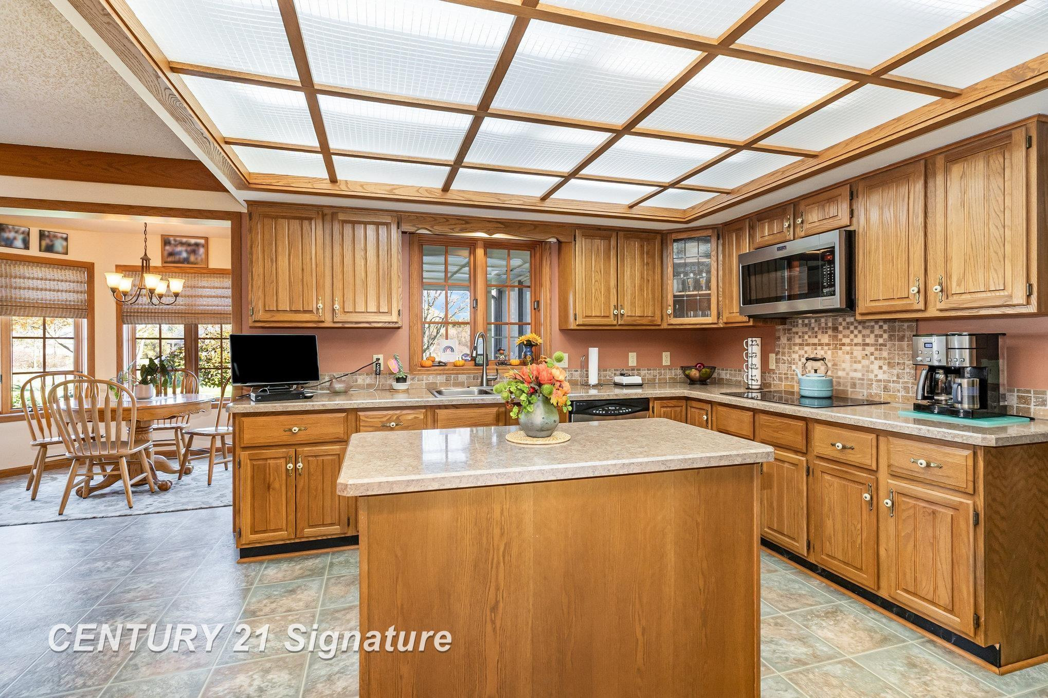 8440 N Gleaner Road, Freeland, MI 48623 — Photo 11