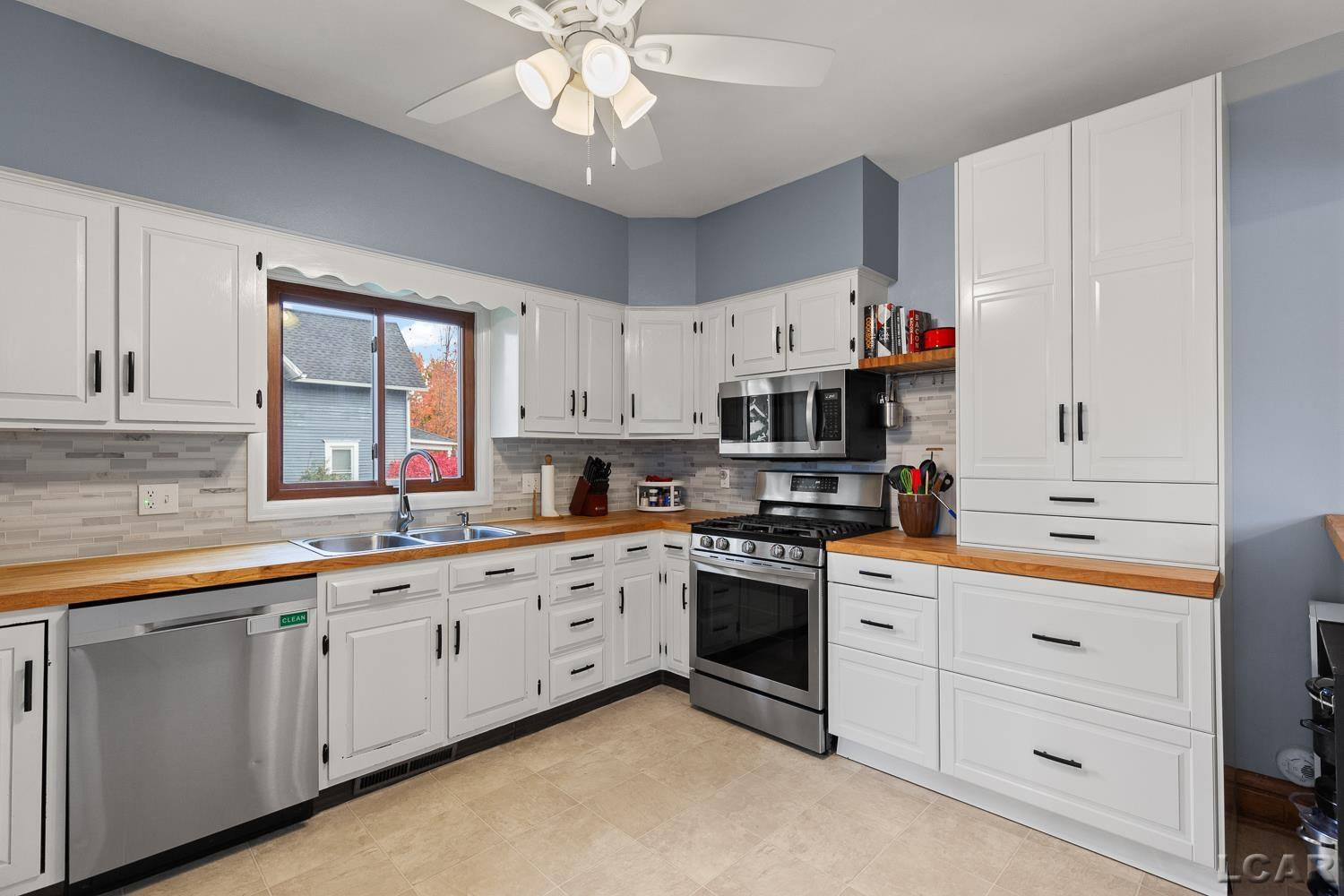 215 White Street, Blissfield, MI 49228 — Photo 10