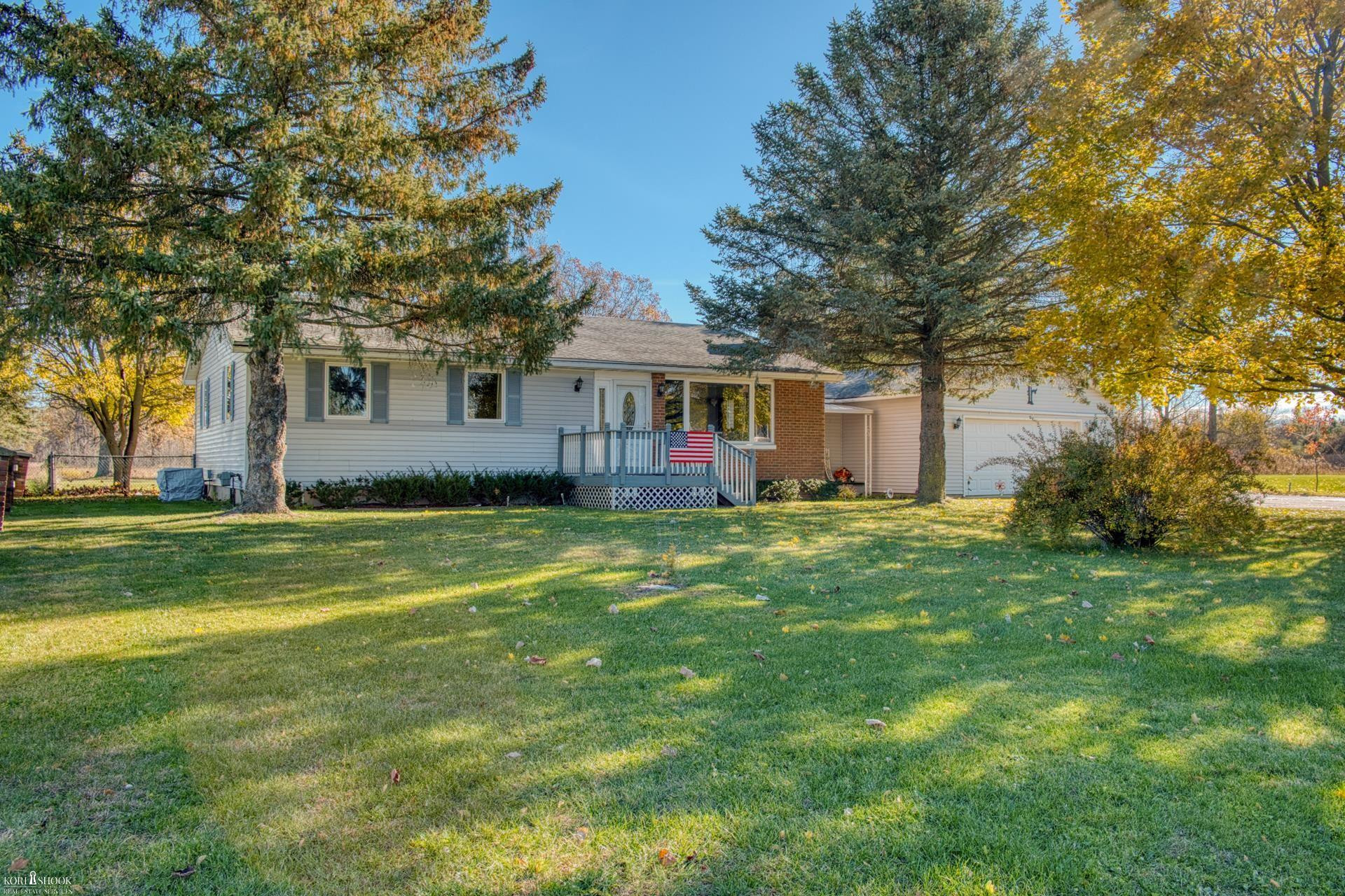 200 N Dutcher Street, Corunna, MI 48817 — front exterior