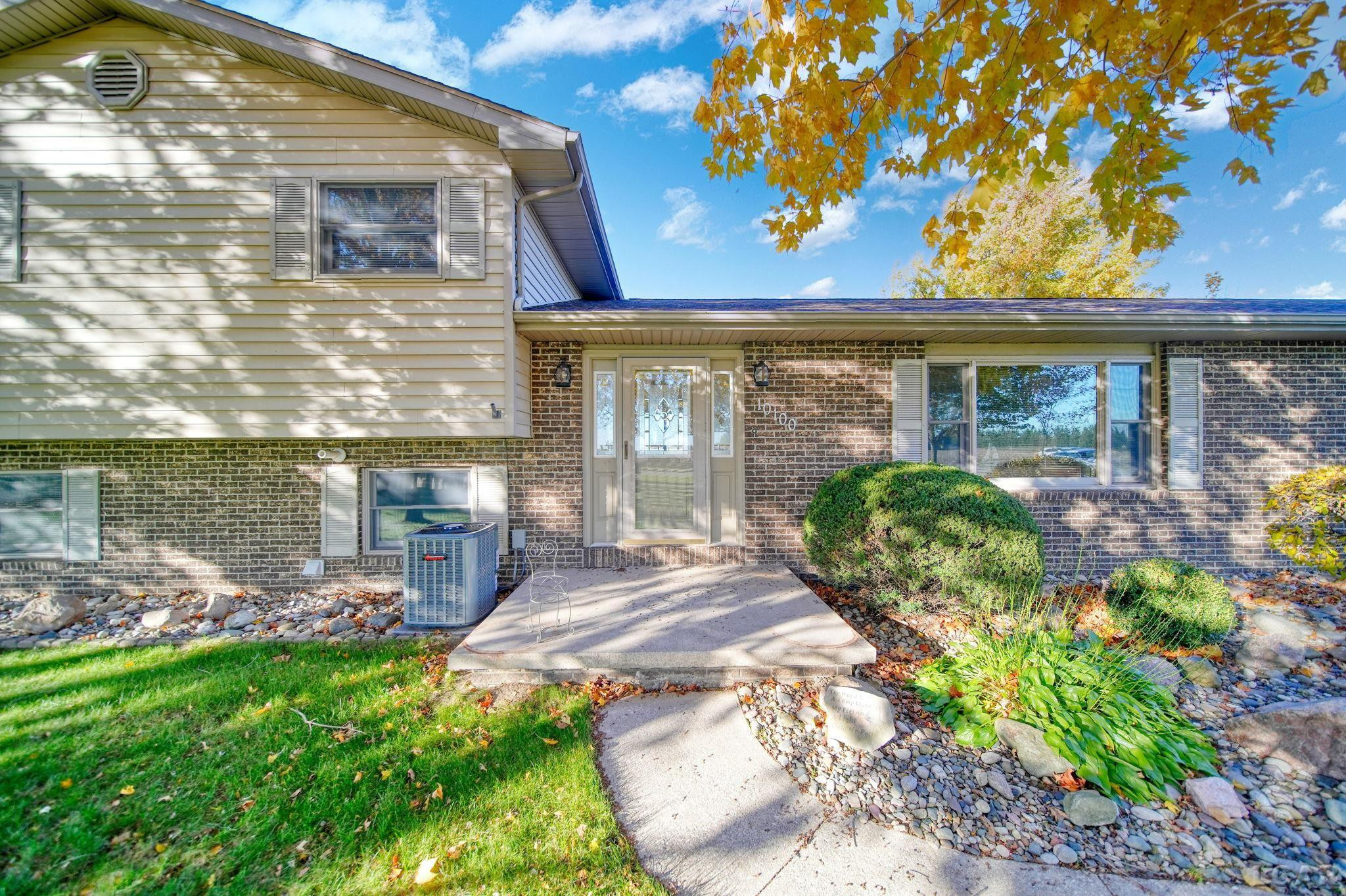 10100 Rouget Road, Blissfield, MI 49228 — Photo 2