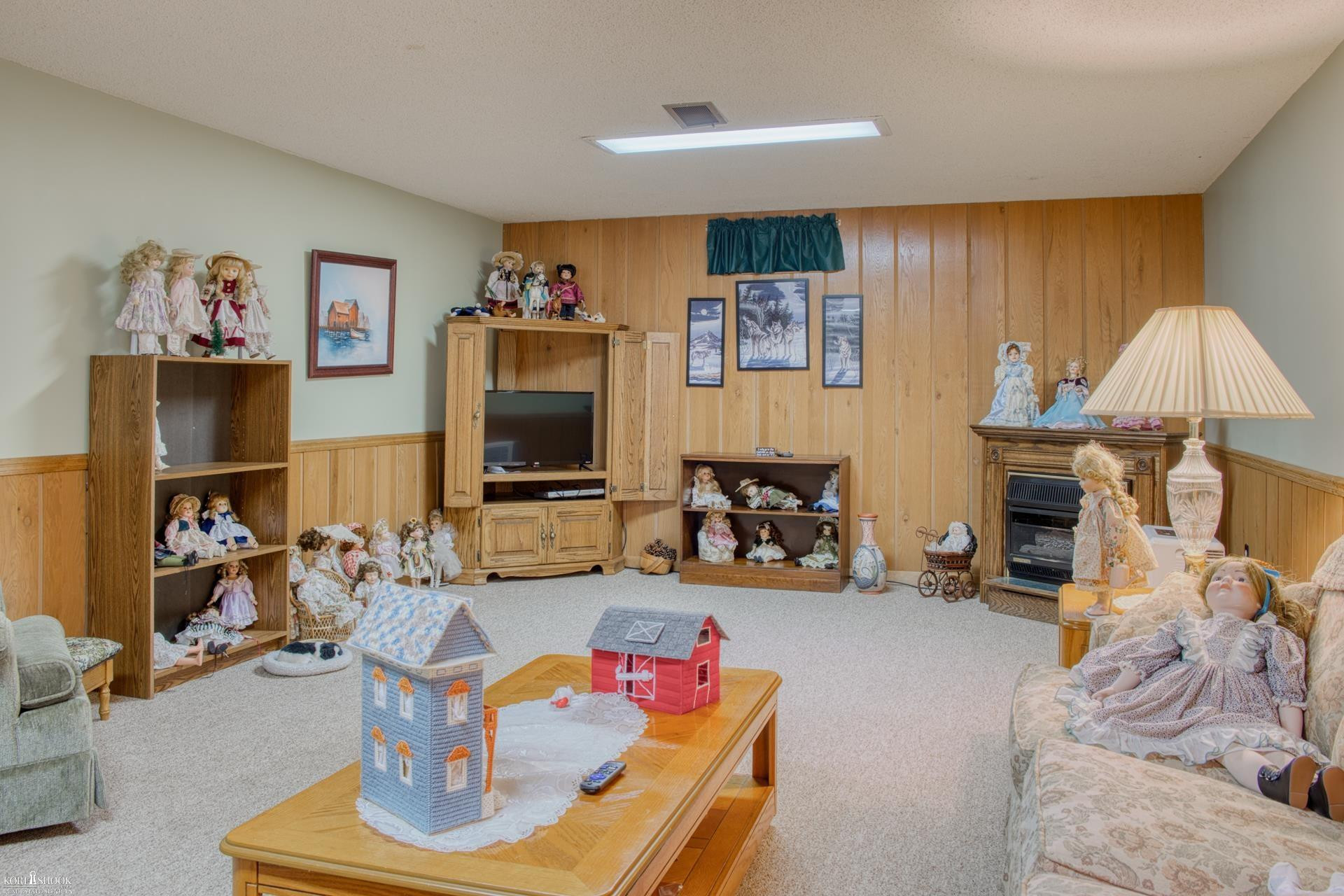 200 N Dutcher Street, Corunna, MI 48817 — Photo 23