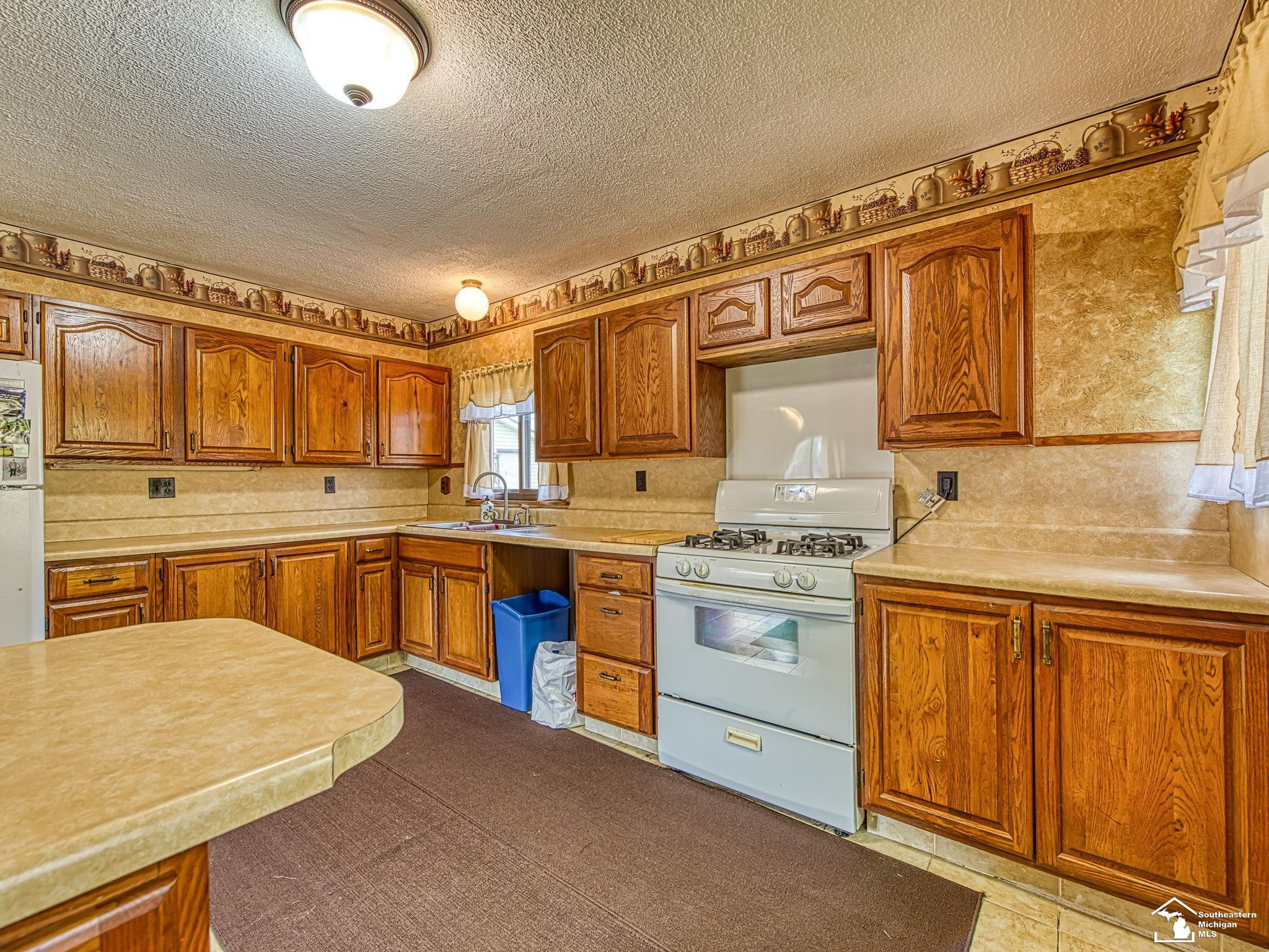 8655 Ida Maybee Road, Monroe, MI 48162 — Photo 20