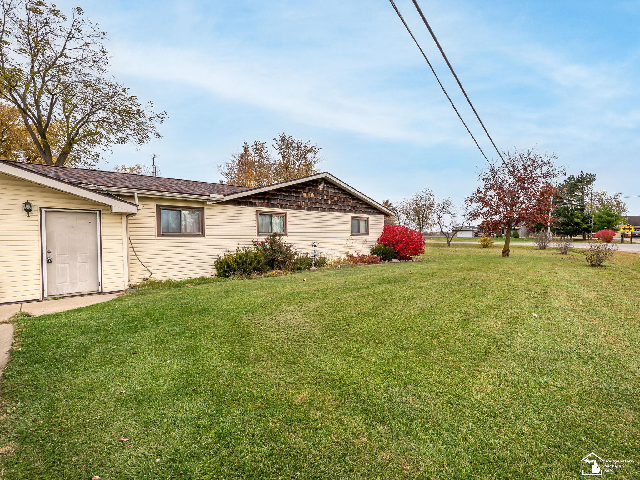8655 Ida Maybee Road, Monroe, MI 48162 — Photo 35