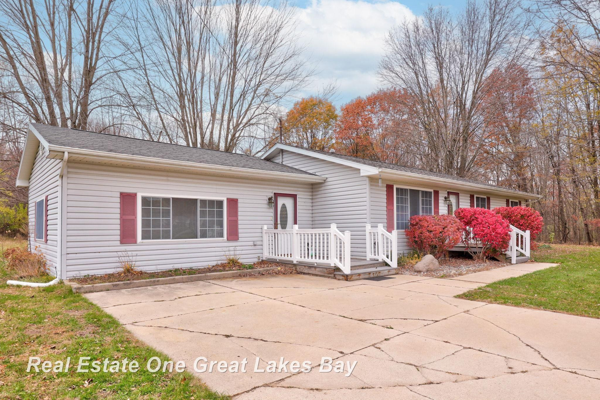 10210 S Brennan Road, Brant, MI 48614 — Photo 8