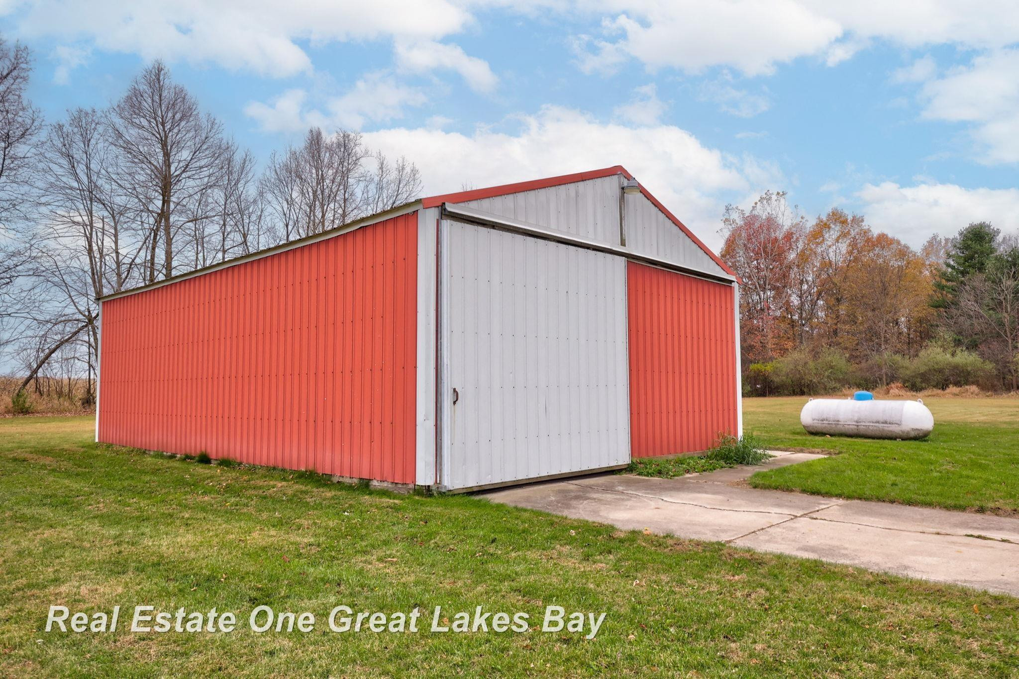 10210 S Brennan Road, Brant, MI 48614 — Photo 38