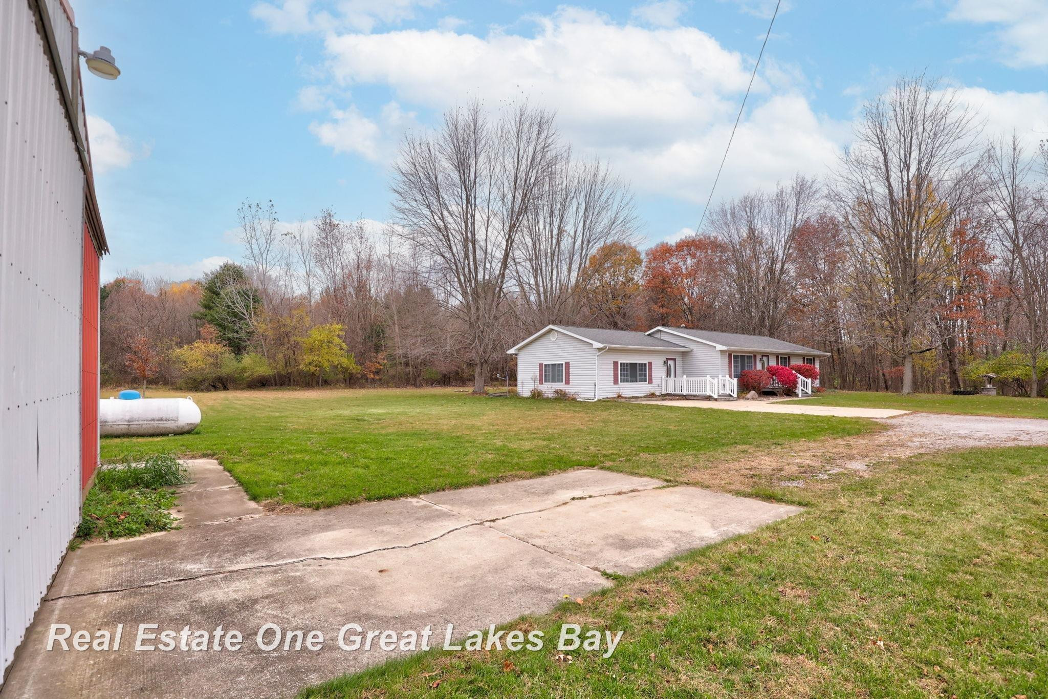 10210 S Brennan Road, Brant, MI 48614 — Photo 39