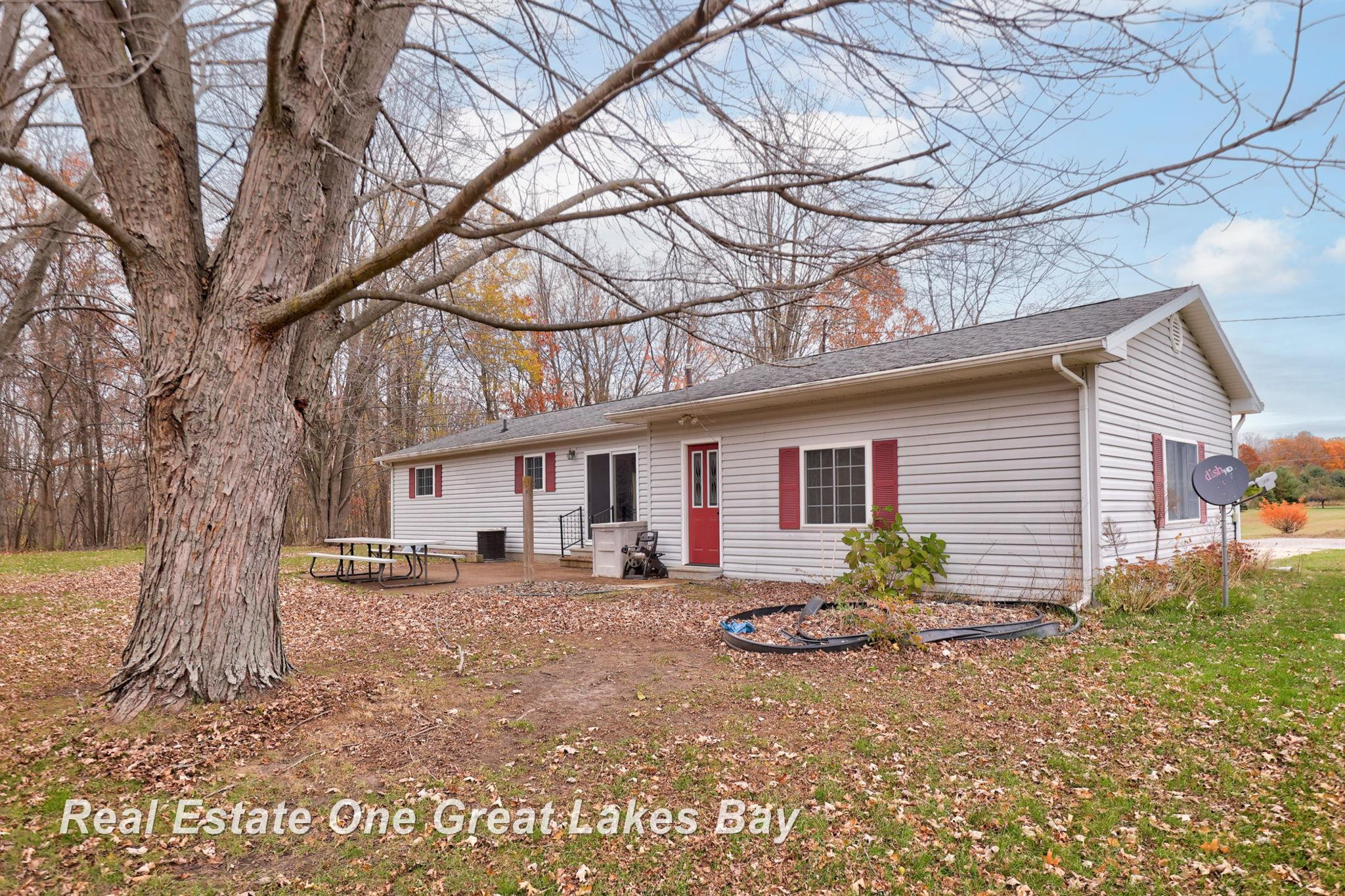 10210 S Brennan Road, Brant, MI 48614 — Photo 41