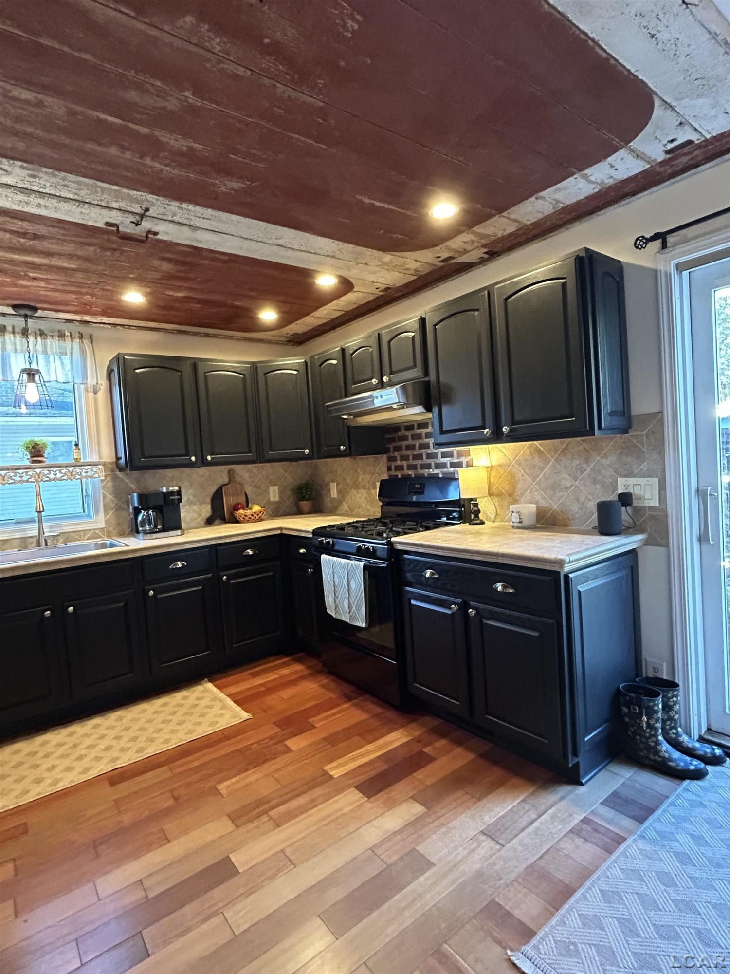 502 Giles Avenue, Blissfield, MI 49228 — Photo 8