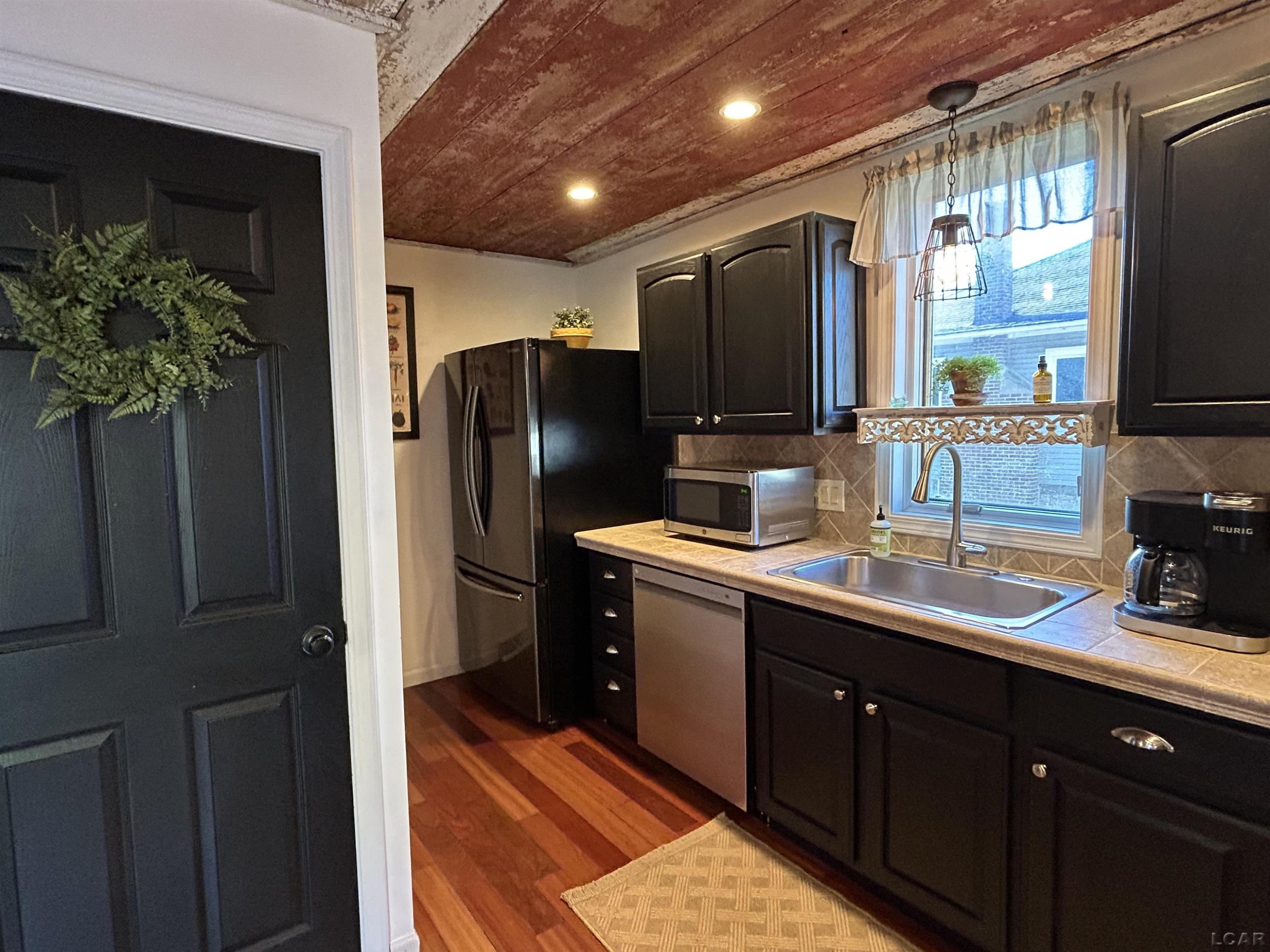 502 Giles Avenue, Blissfield, MI 49228 — Photo 9